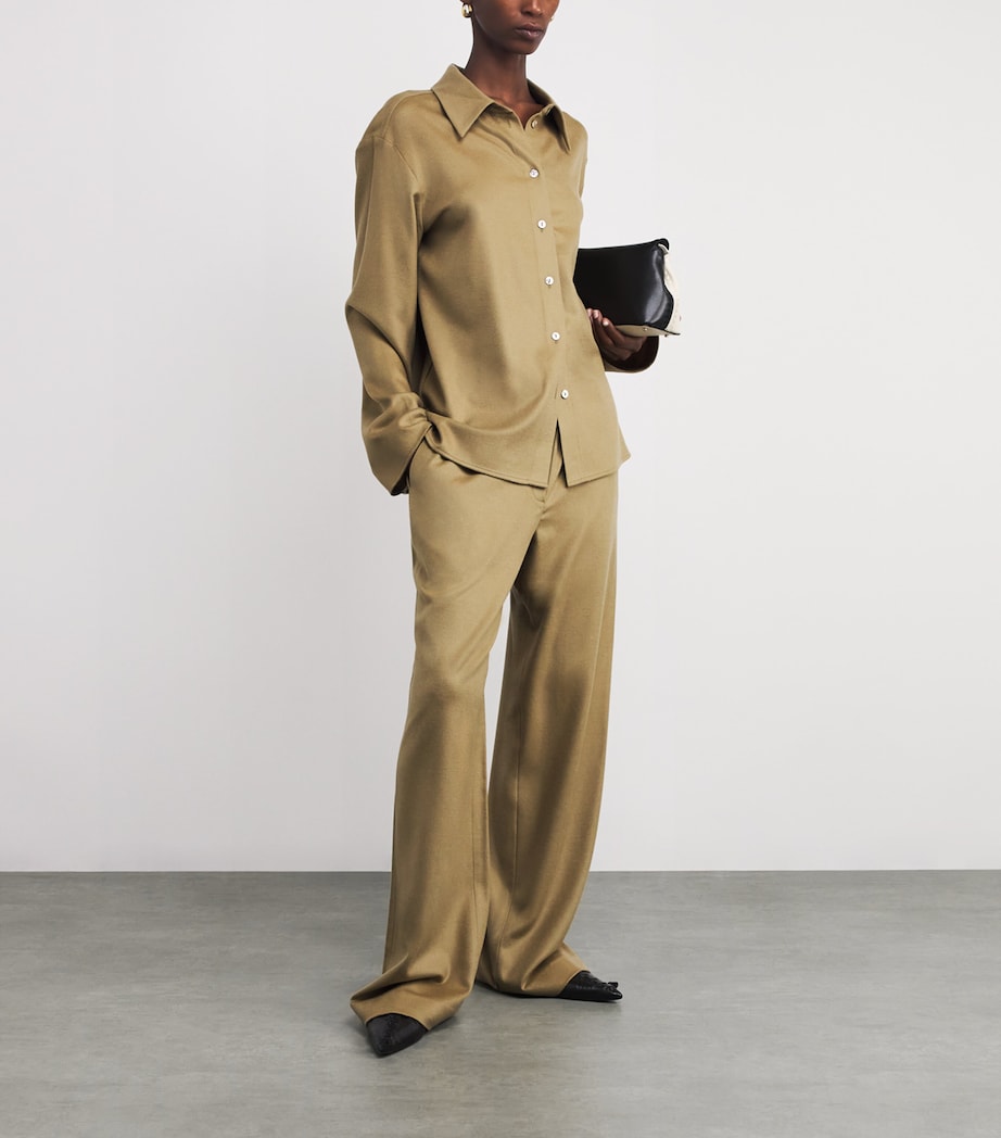 Soft Goat Womens Wool-Silk-Cashmere Woven Shirt Khaki Image 2
