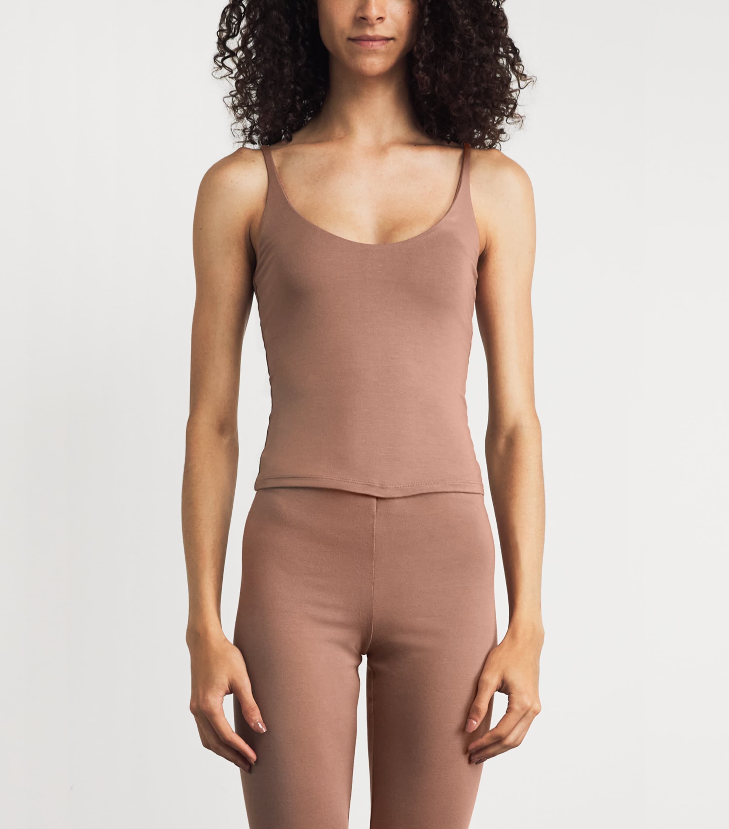 Skims Womens Smooth Layers Cami Top Nutmeg Image 4