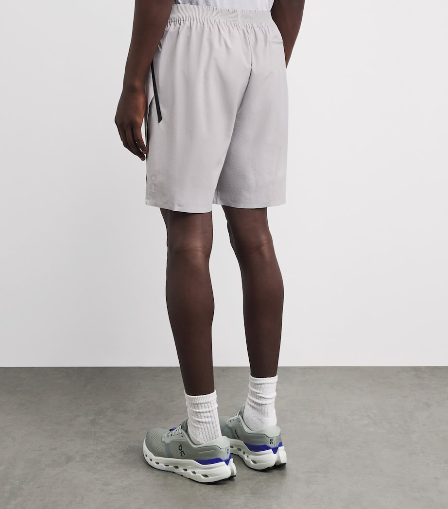 On Mens Train Shorts Alloy Image 5