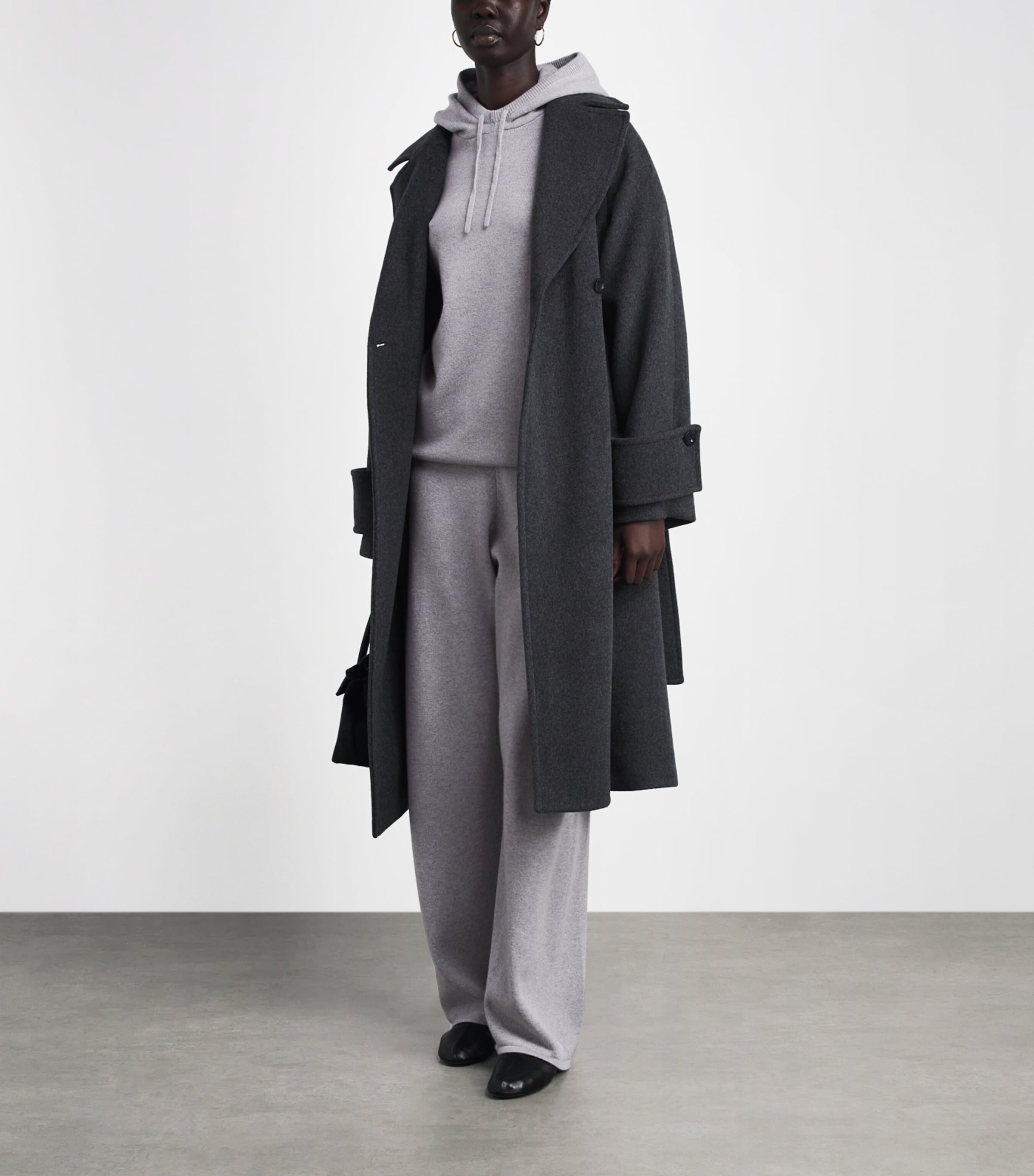 Harrods Cashmere Hoodie Coyote Image 4
