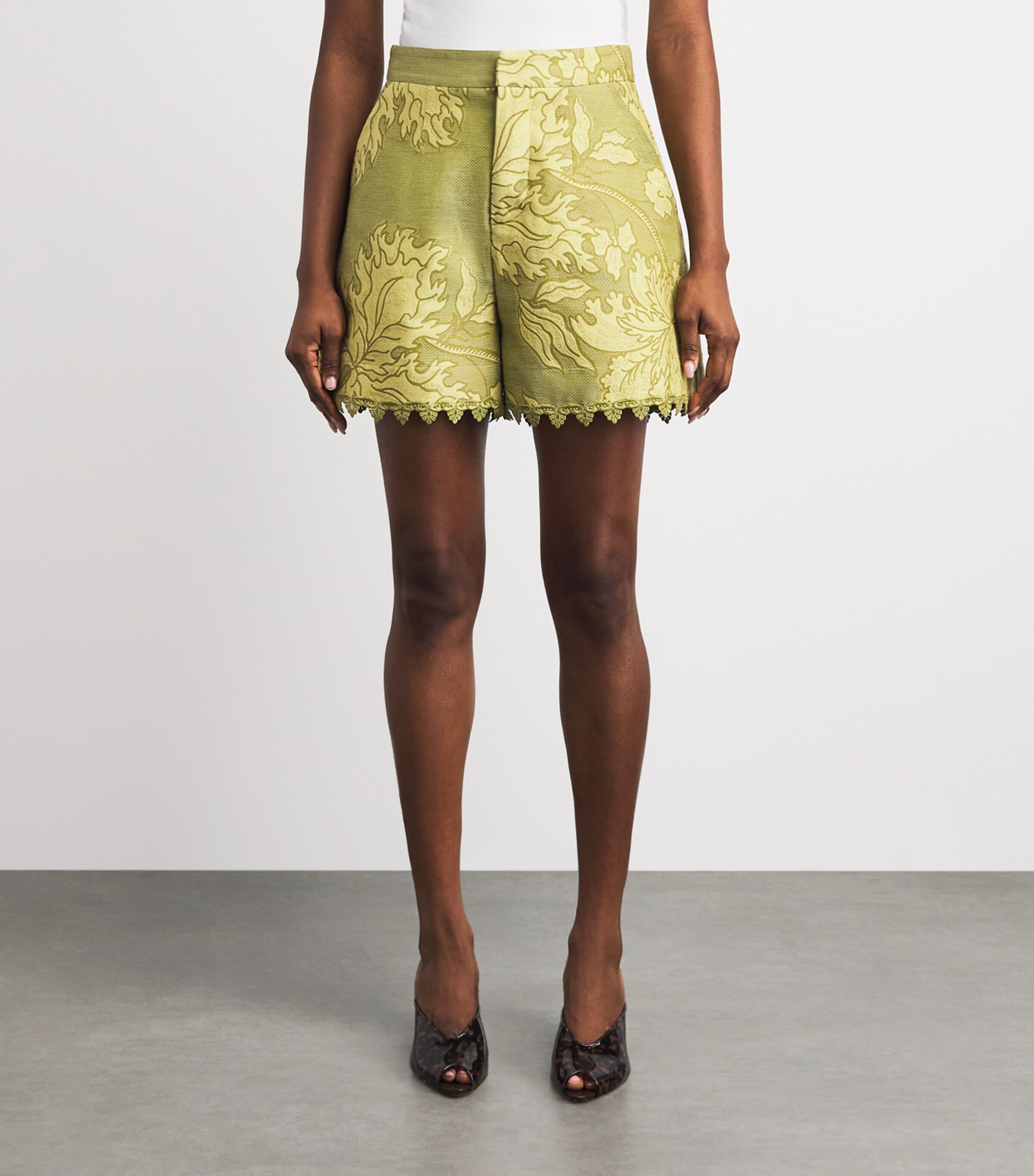 La Doublej Womens Cotton-Silk Jacquard Shorts Jcqrd Fl Cpé Image 4