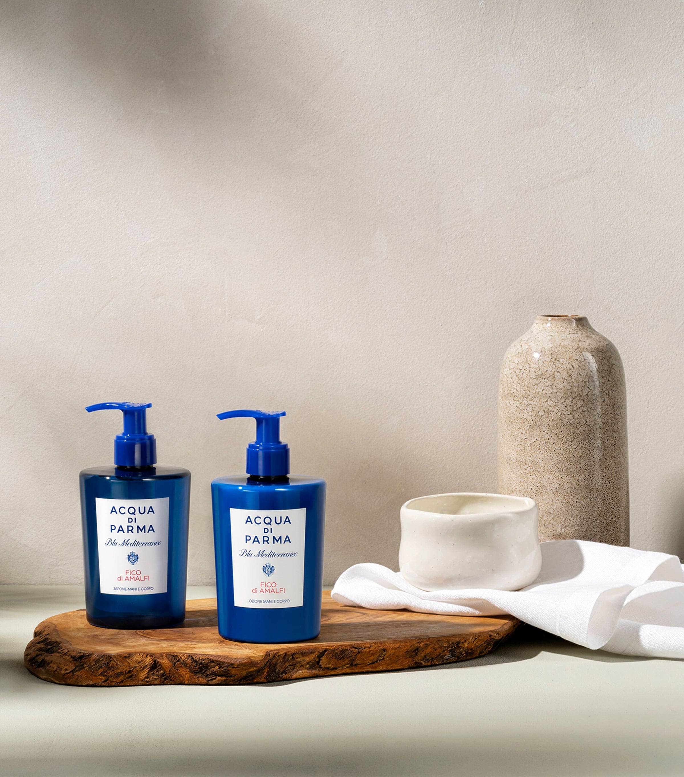 Acqua di Parma Blu Mediterraneo Fico di Amalfi Hand and Body Lotion (300ml) Image 3