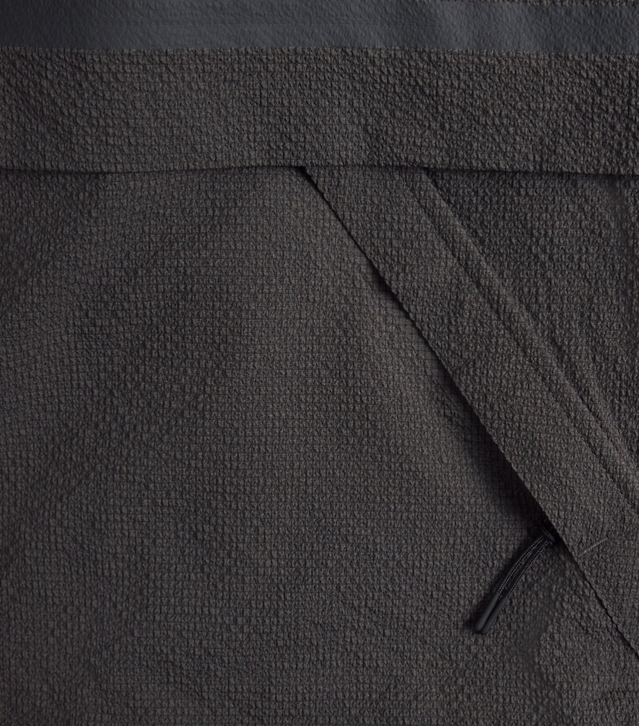 On Womens Performance Volt Jacket Espresso Image 6