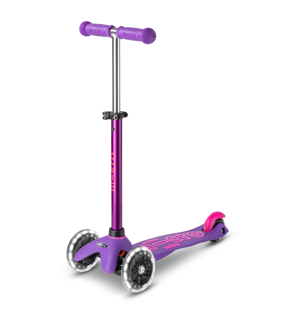 Micro Scooters Mini Deluxe LED Scooter
