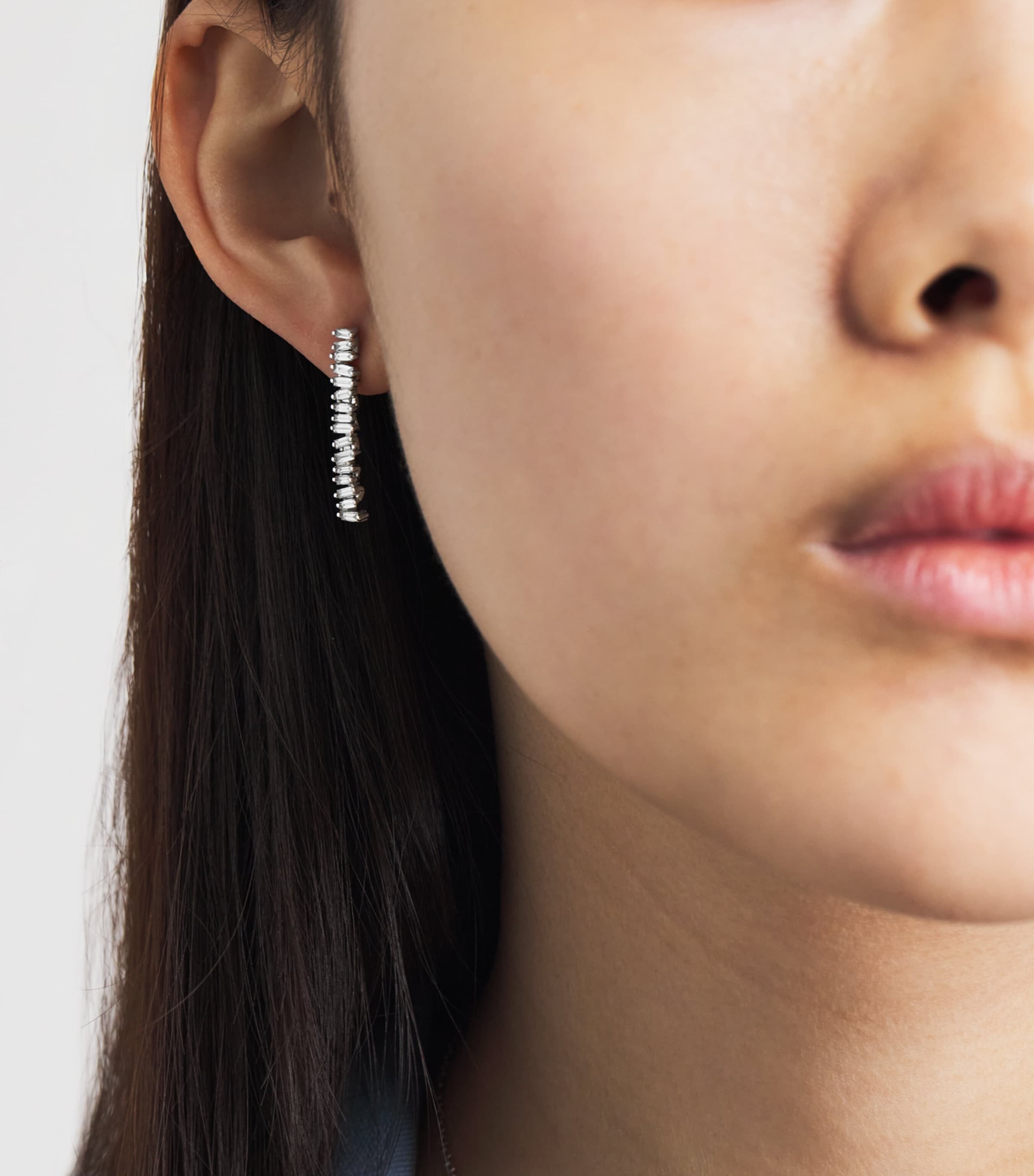 Suzanne Kalan White Gold and Diamond Classic Drop Earrings Wg/wd Image 2