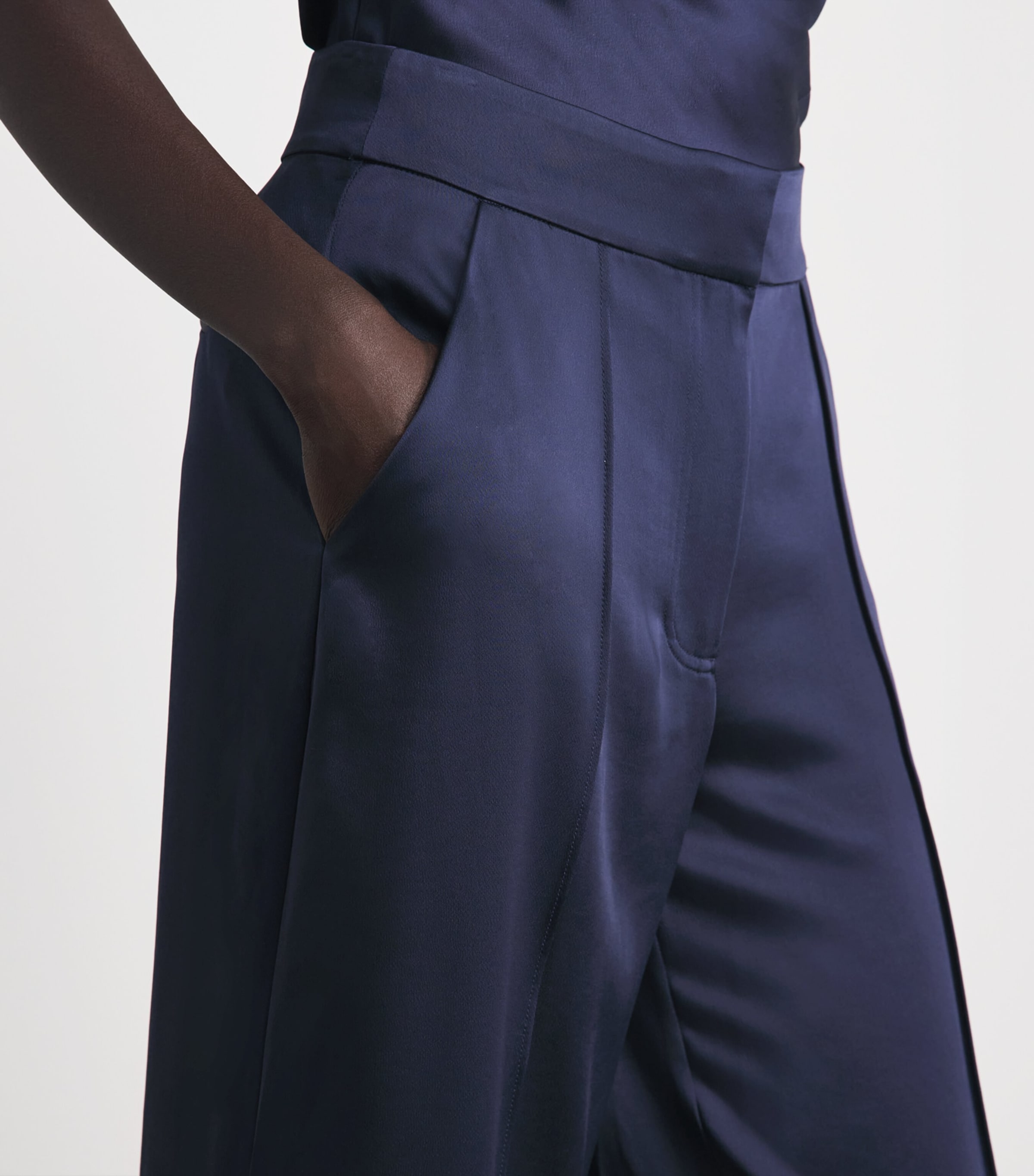 Simkhai Womens Satin Kyra Trousers Midnight Image 3