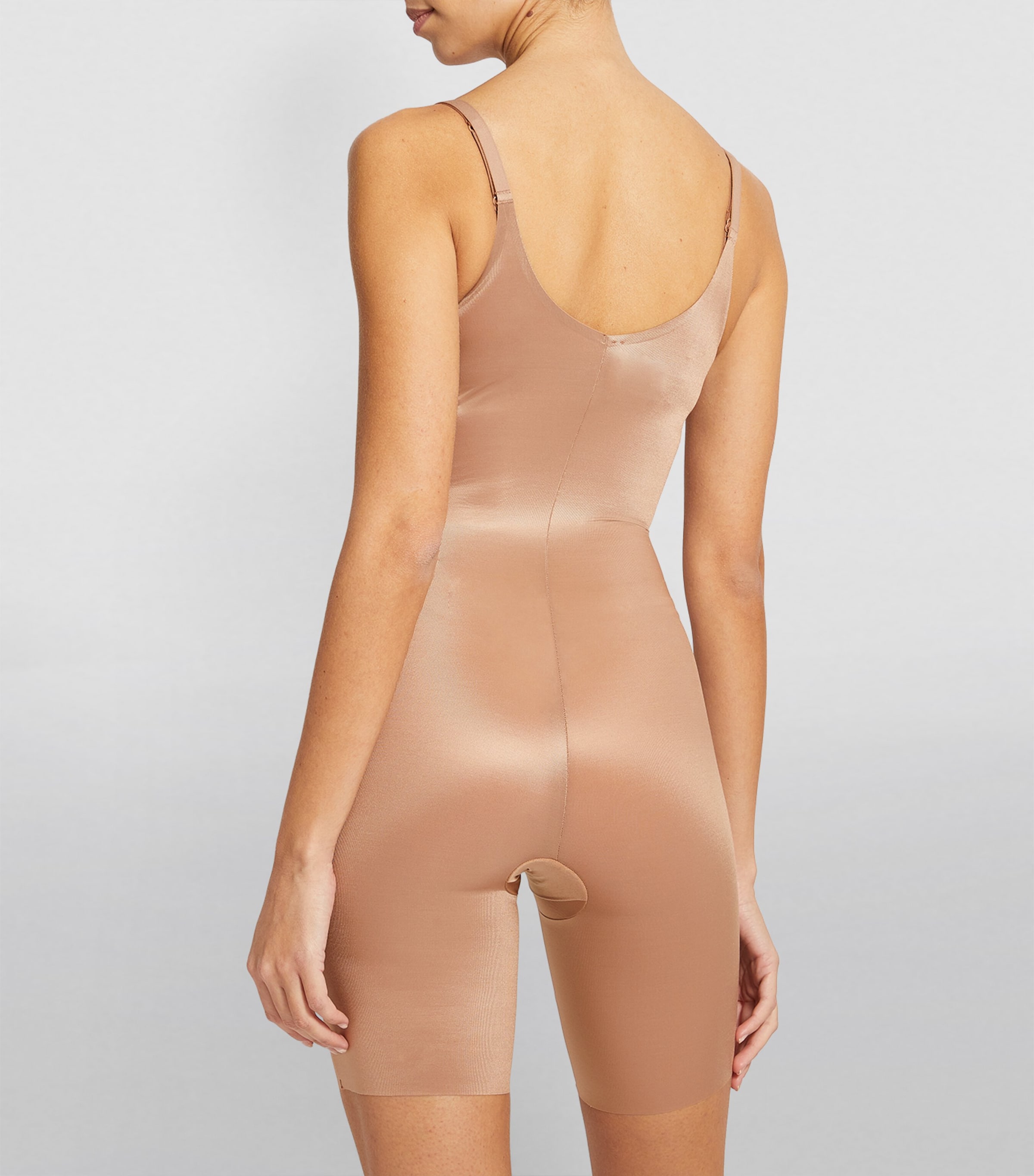 SPANXshape Invisible Open-Bust Mid-Thigh Bodysuit - Medium Control CAFÉ AU LAIT Image 3