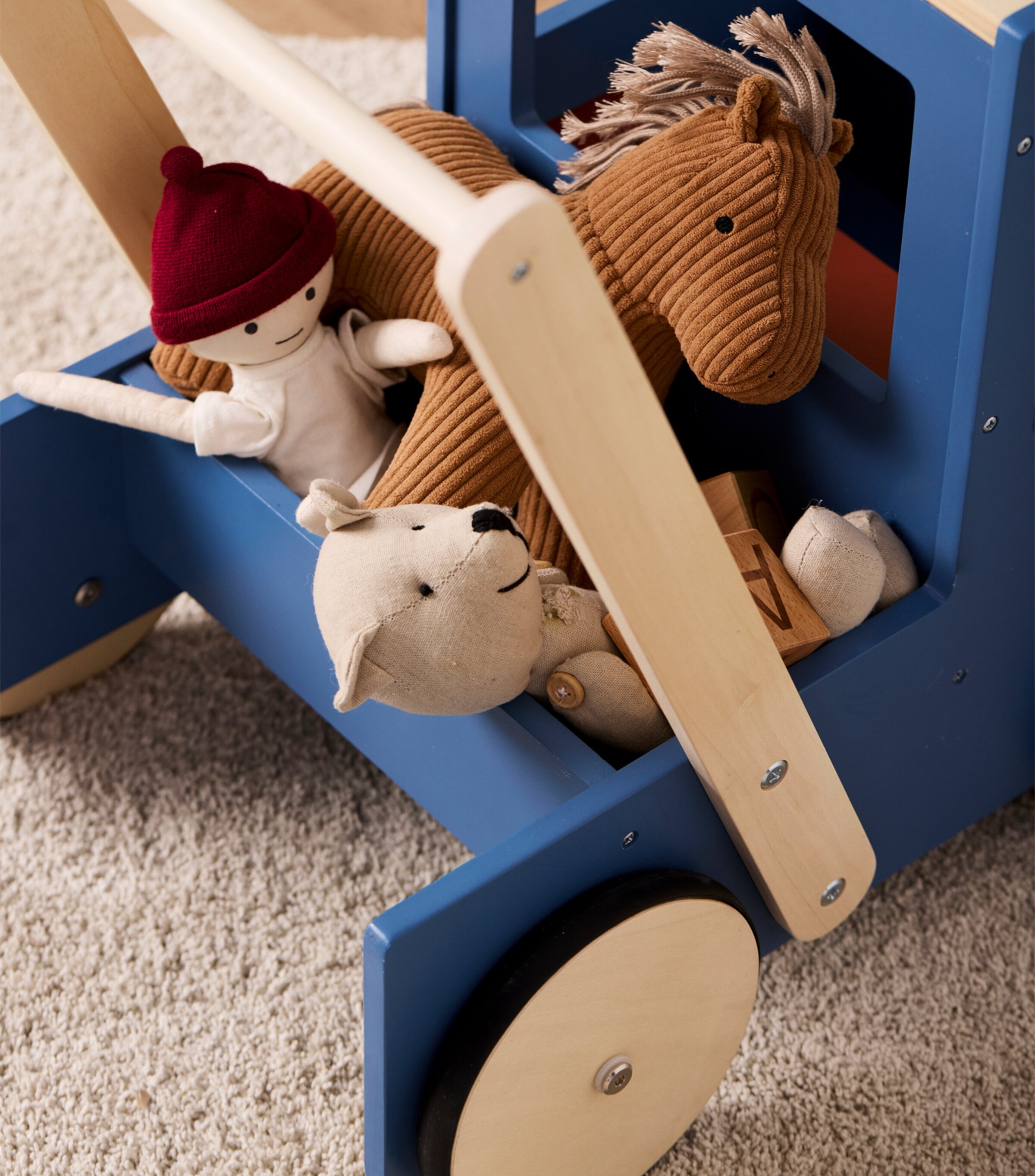 Kids Concept Wooden Truck Walker Harrods RO