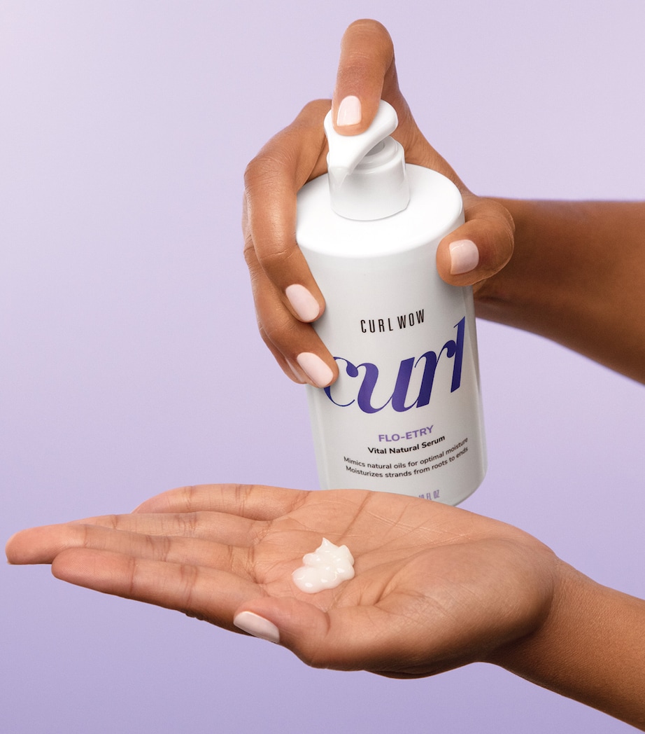 Curl Wow Flo-etry Vital Natural Curly Hair Serum (295ml) NO COLOUR Image 3