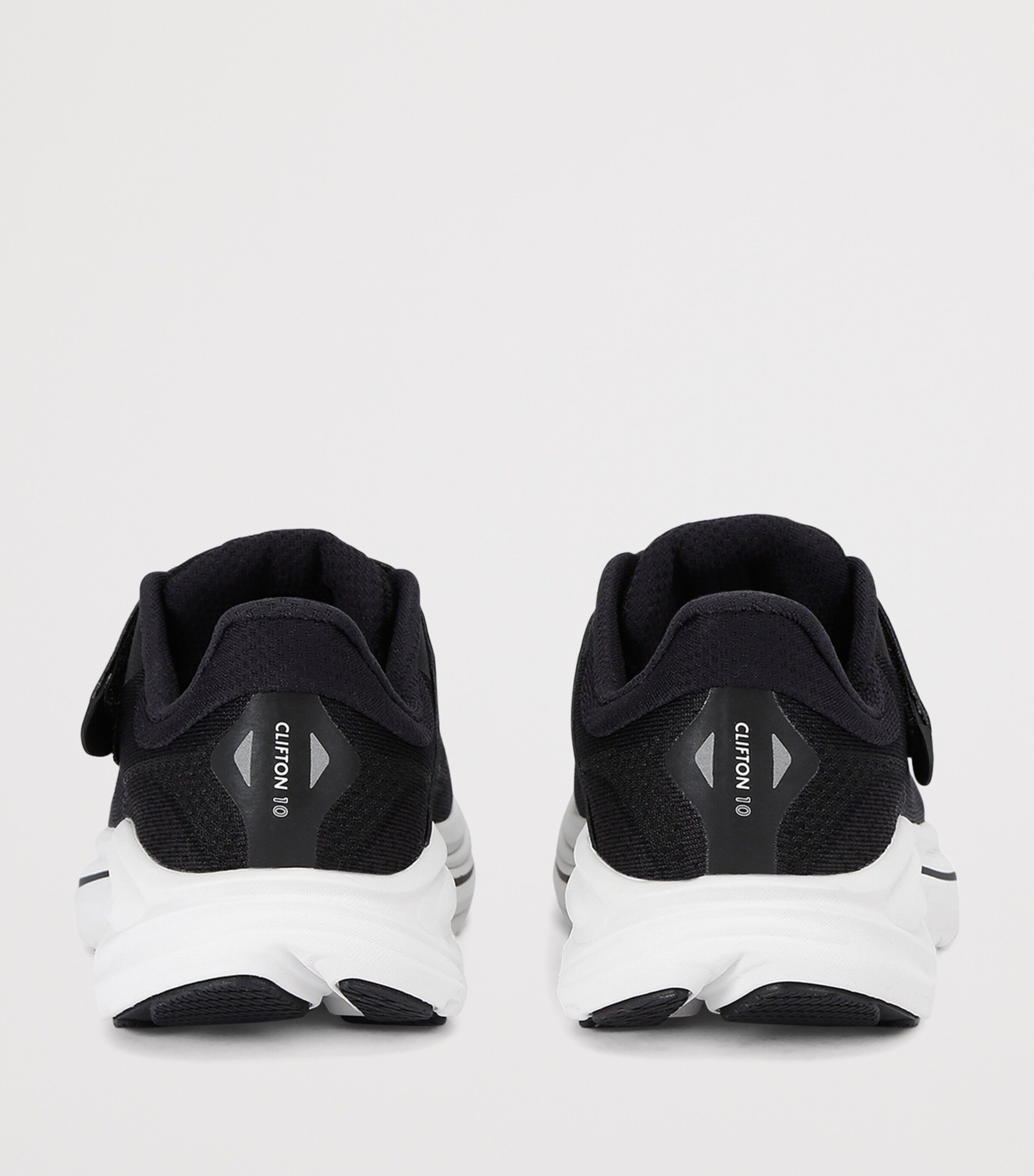 Clifton 10 Trainers BLK/WHITE Image 2