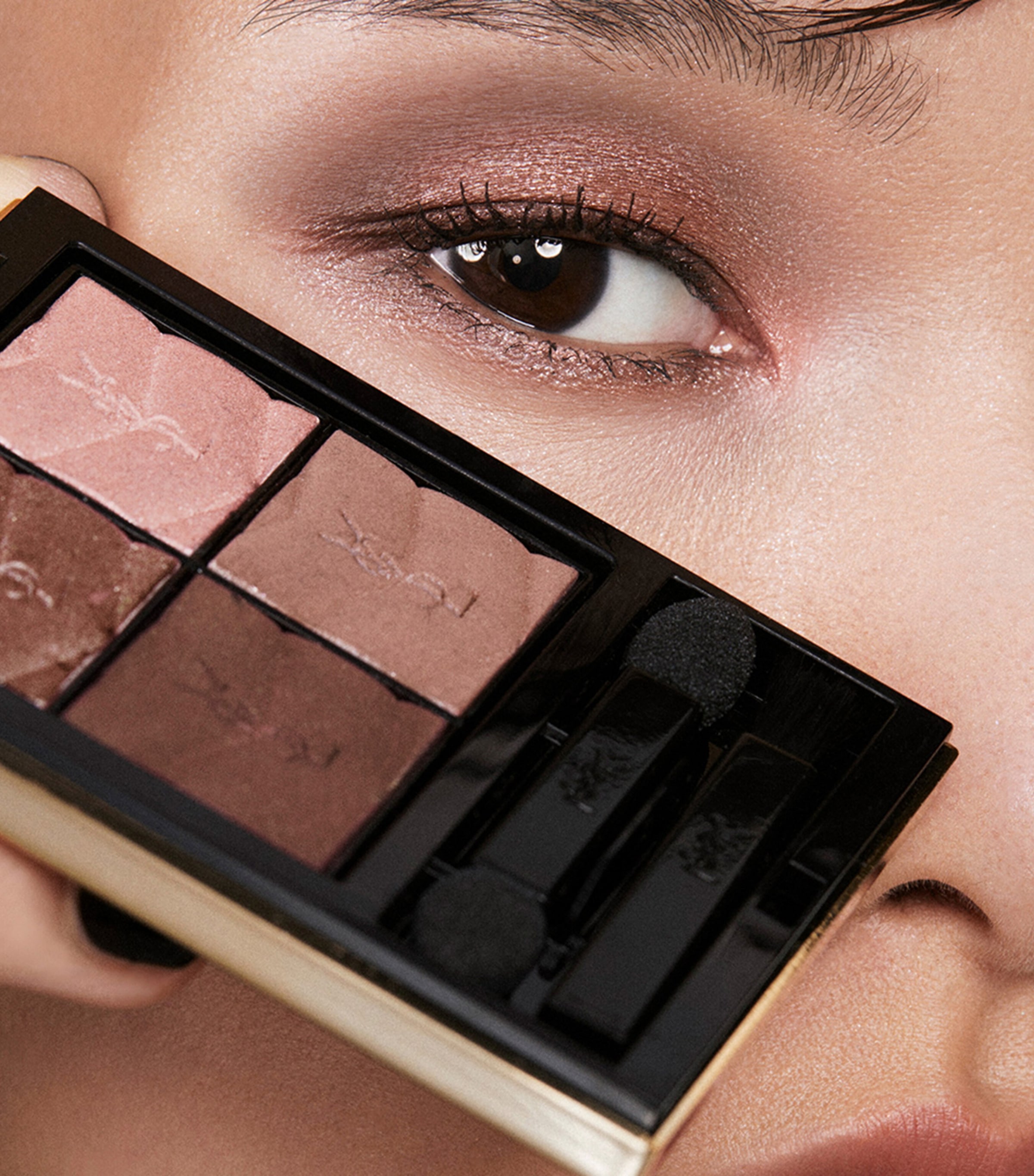 Couture Mini Clutch Eyeshadow Palette 600 Image 3