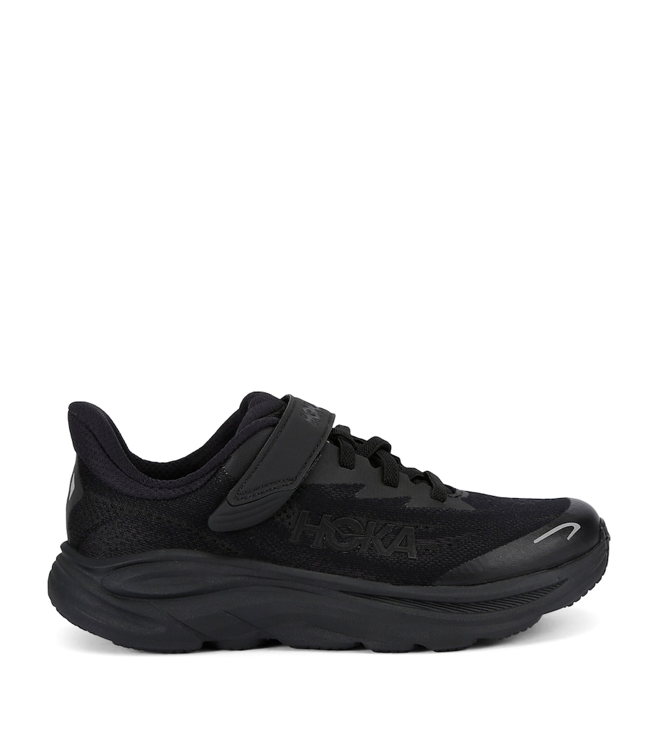 Clifton 10 Trainers BLACK Image 1