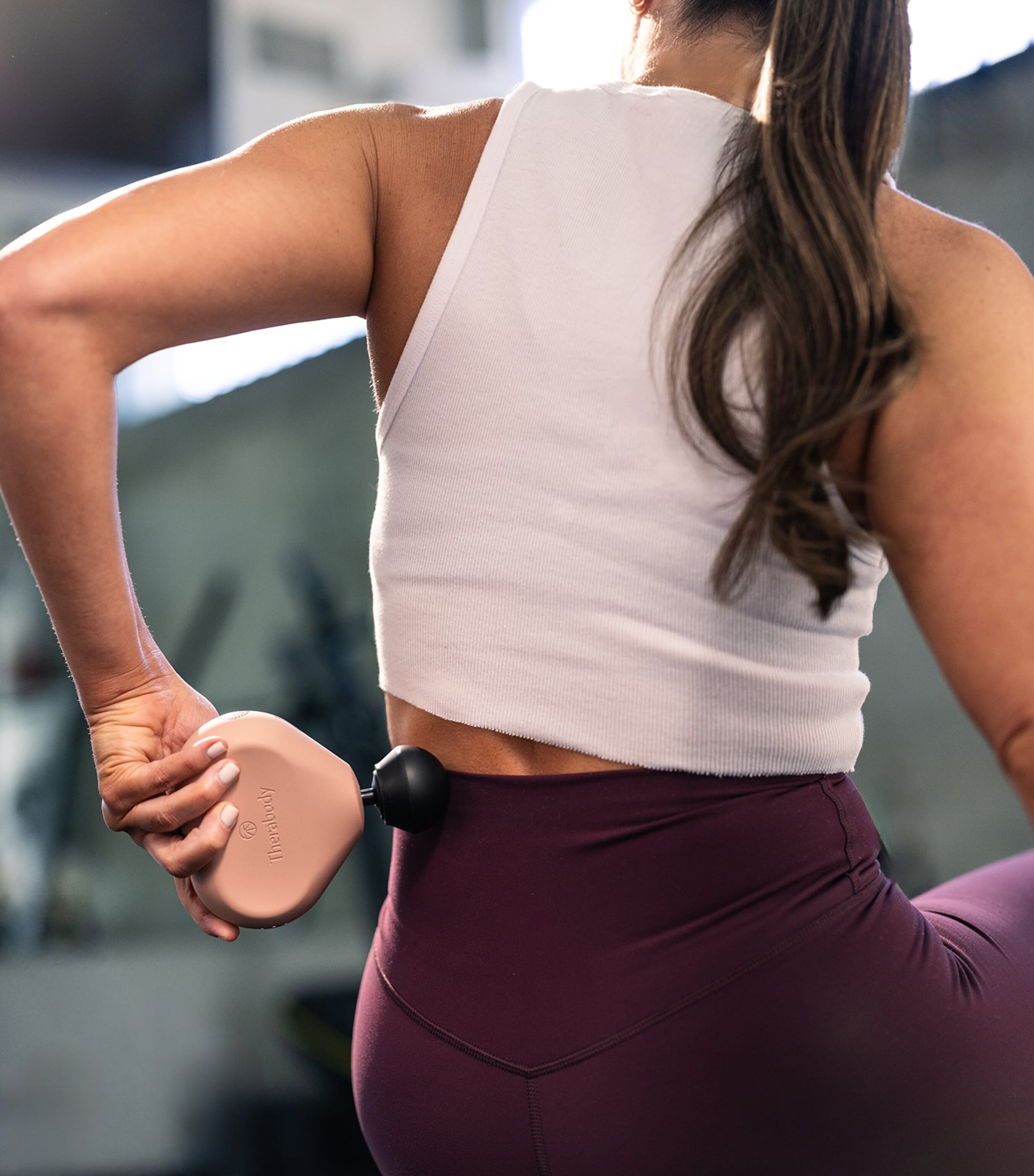 Theragun Mini 3.0 DESERT ROSE/BLACK Image 3