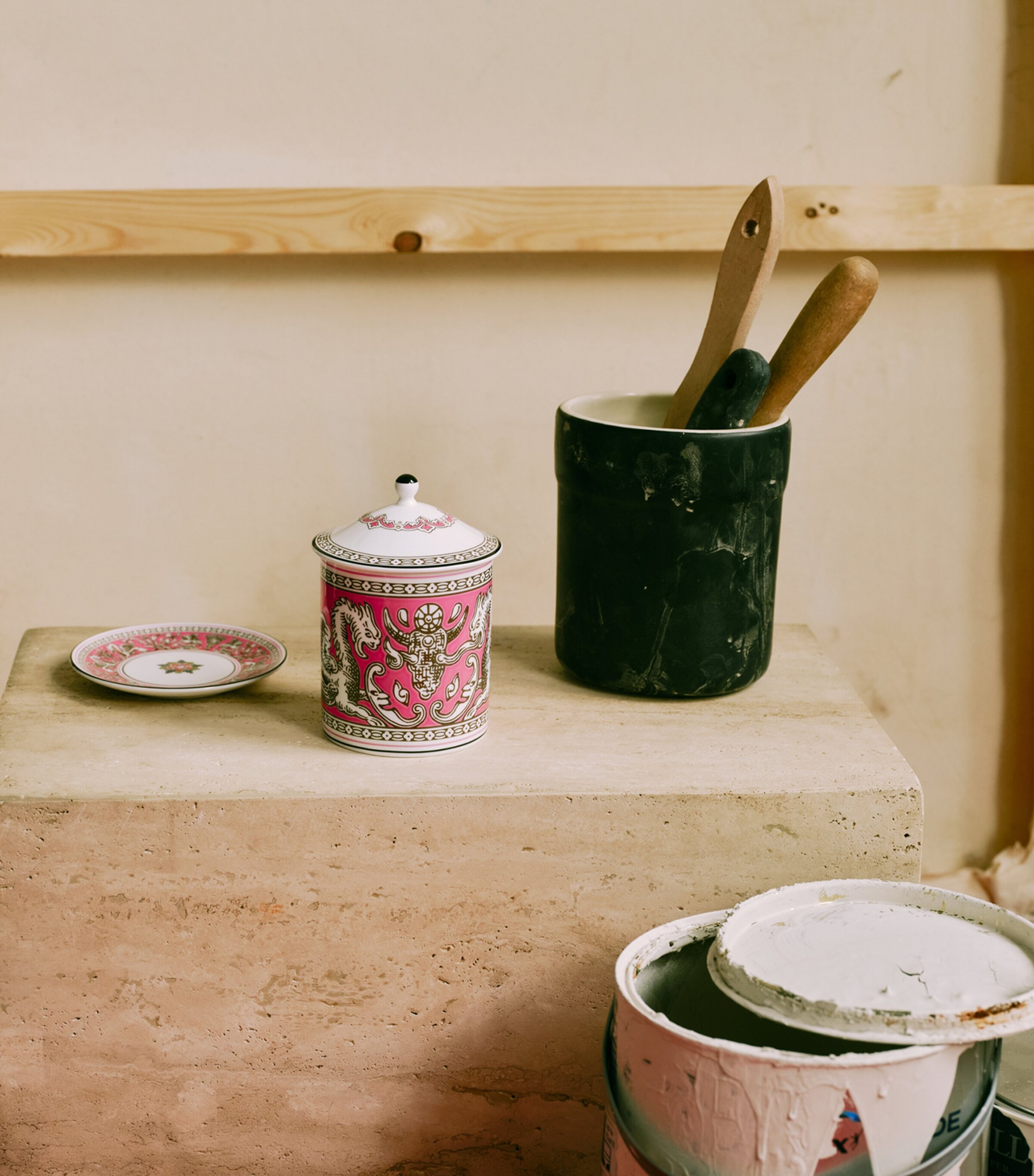 Florentine Fuchsia Scented Candle (800g) PINK Image 2