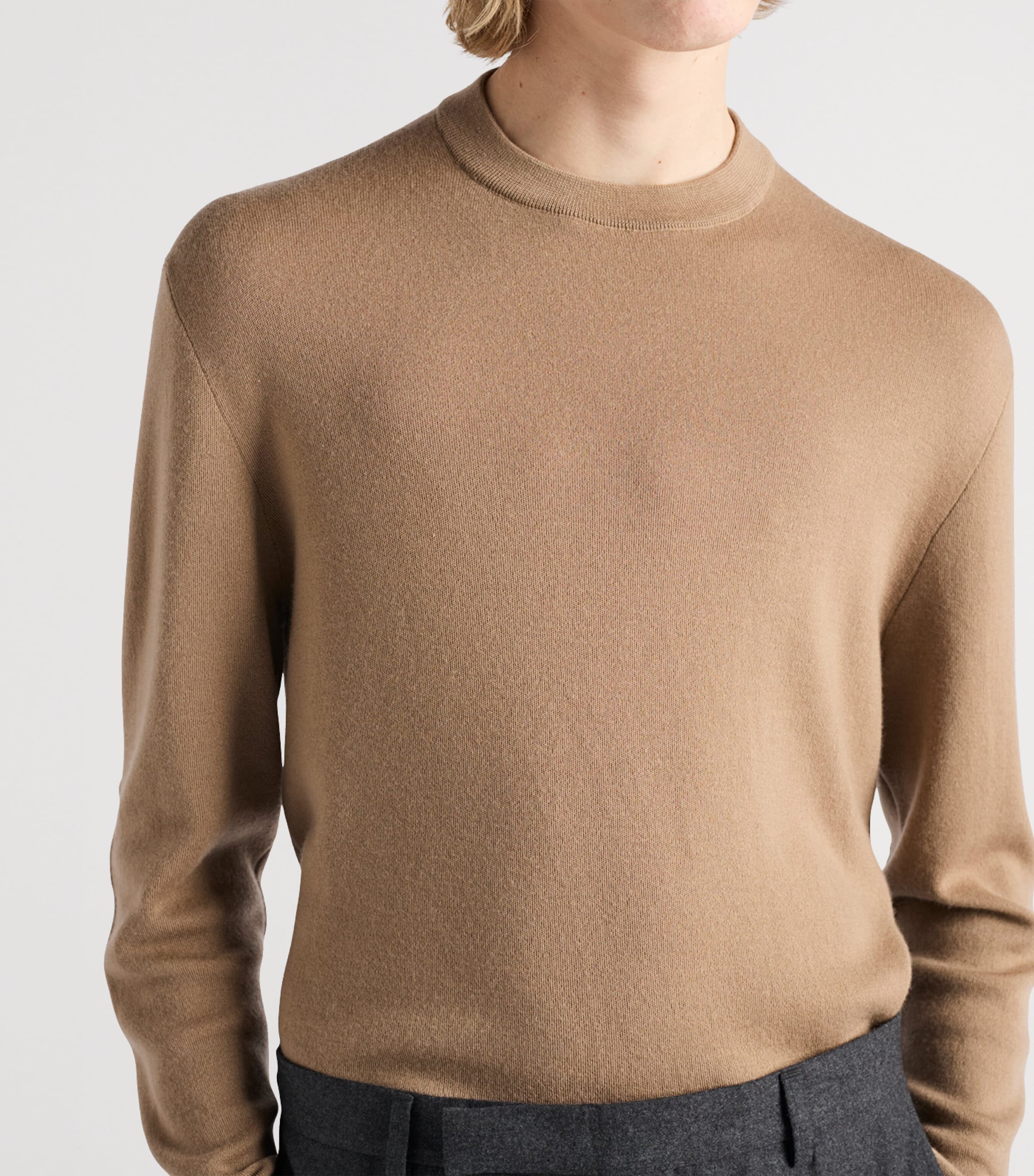 Cashmere Crew-Neck Sweater F0241 Image 6