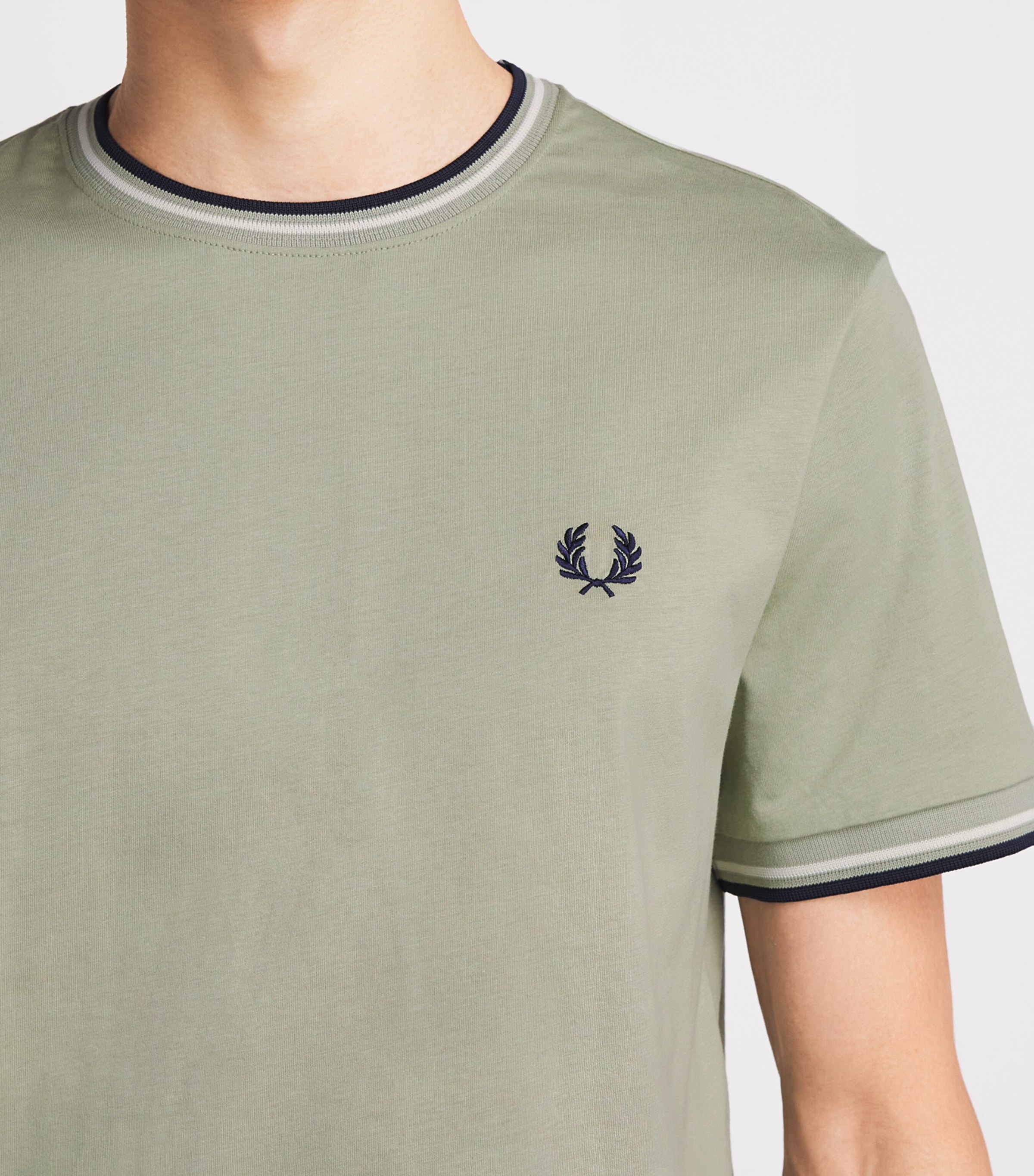 Fred Perry Mens Cotton Twin Tipped T-Shirt Seagrs/ecr/dkair Image 3