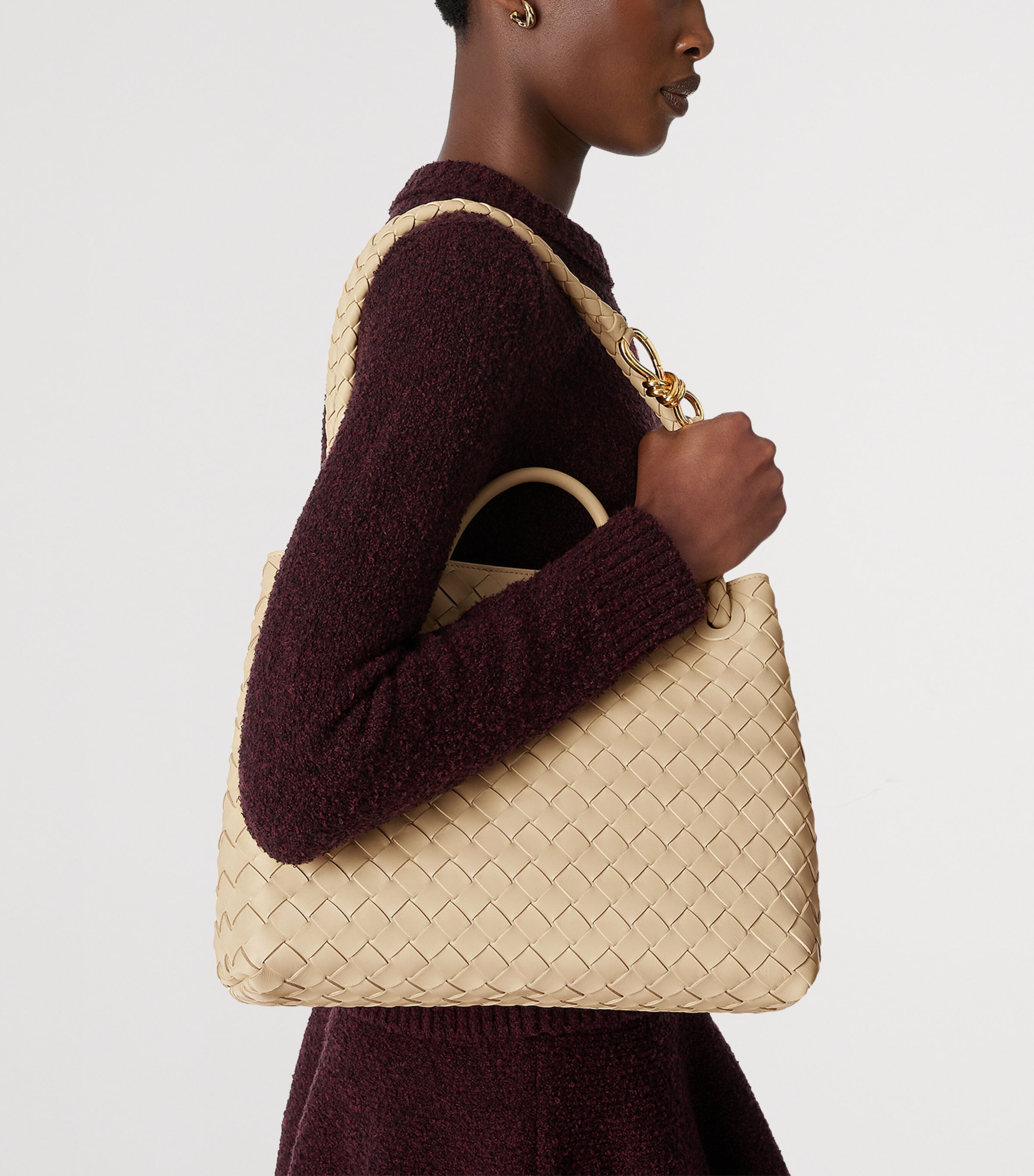 Medium Leather Andiamo Shoulder Bag 9713 Image 2