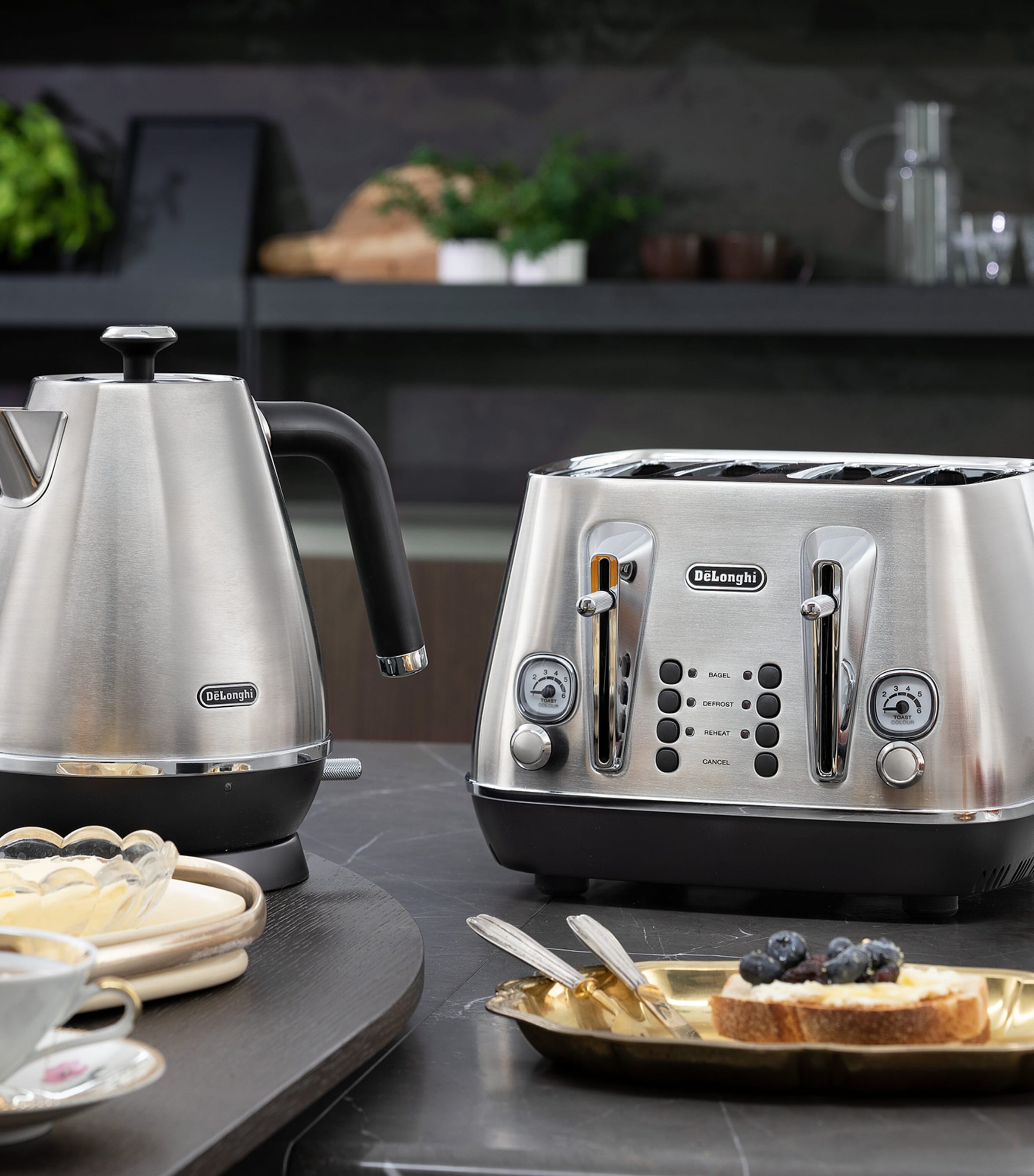 Distinta 4-Slice Toaster SILVER Image 4