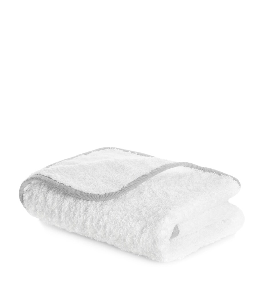 GRACCIOZA Egyptian Cotton Portobello Hand Towel (50cm x 100cm) White/silver Image 4