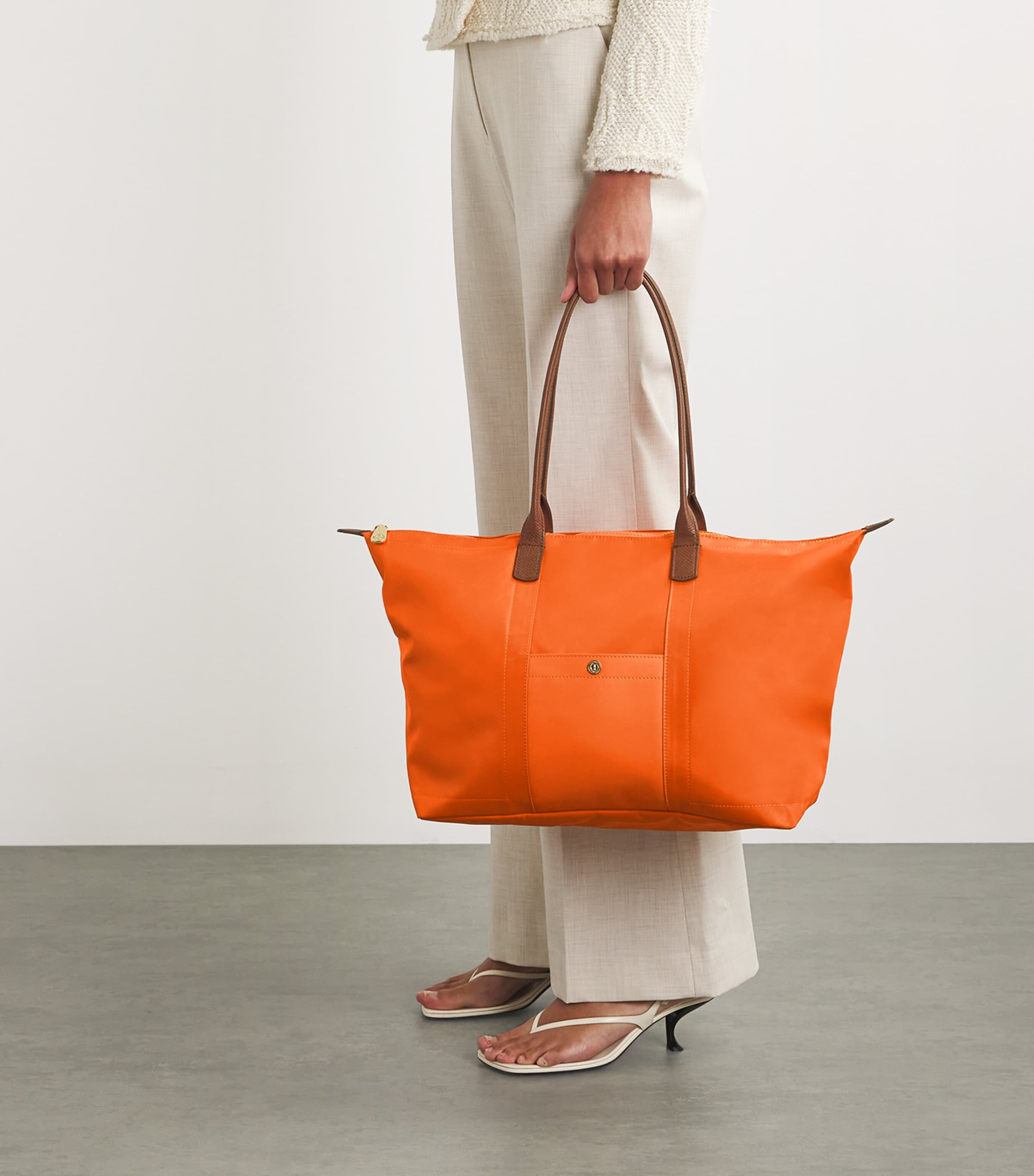 Medium Nylon Tote Bag ORANGE Image 2