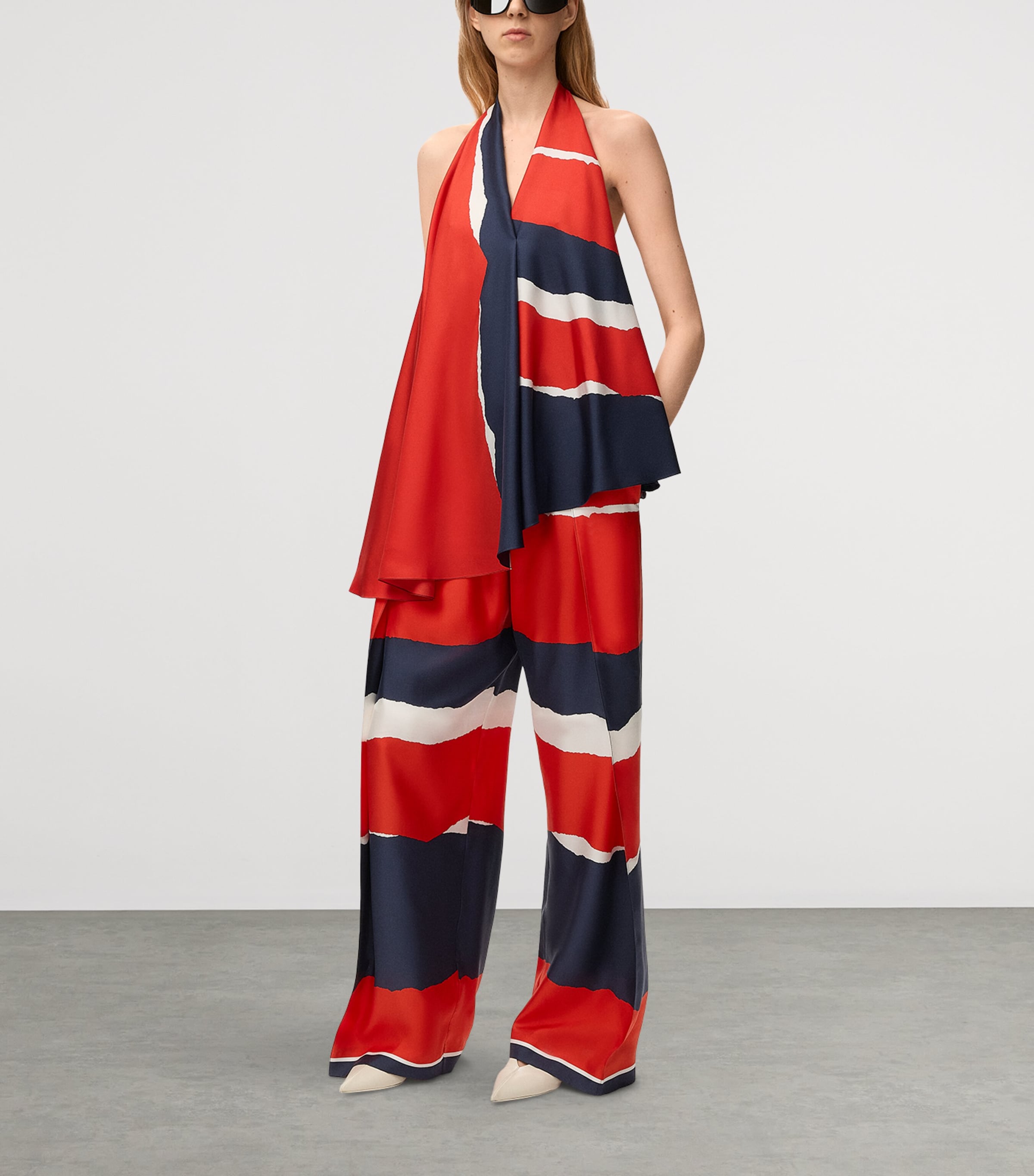 LOEWE Womens Printed Halterneck Top Red/multicolour Image 2