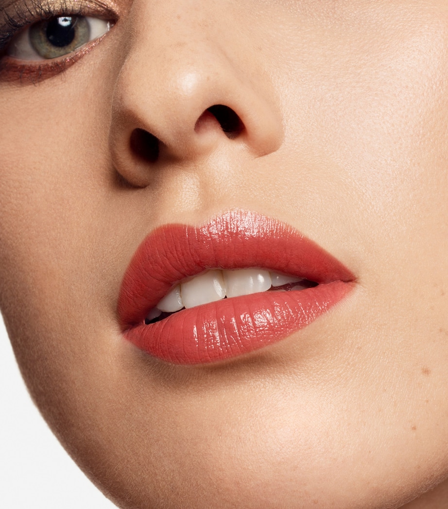 Liquid Lipstick Vinyl FLUSHED 375 Image 5