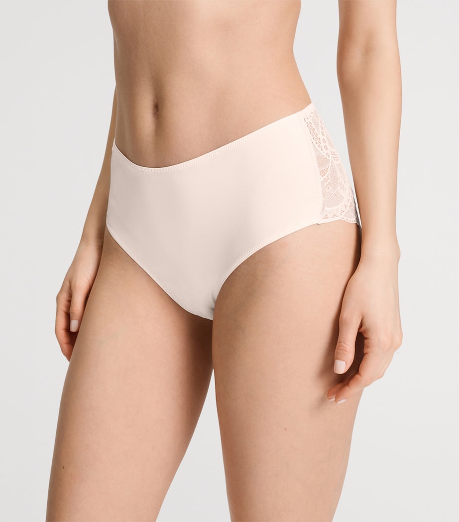 Hanro Womens Azelia Maxi Briefs Creamy Glass Image 4