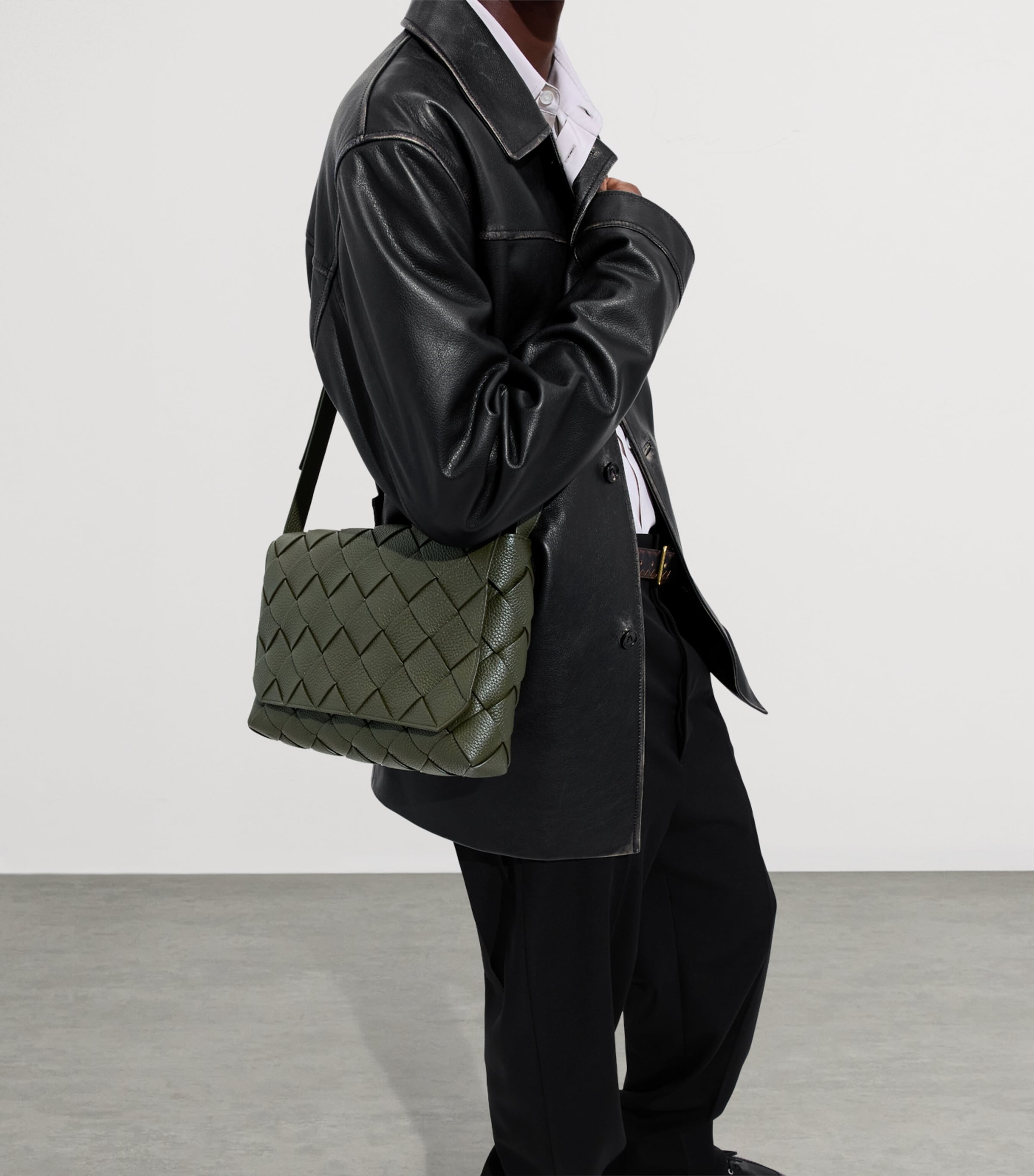 Bottega Veneta Large Leather Diago Cross-Body Bag Image 2