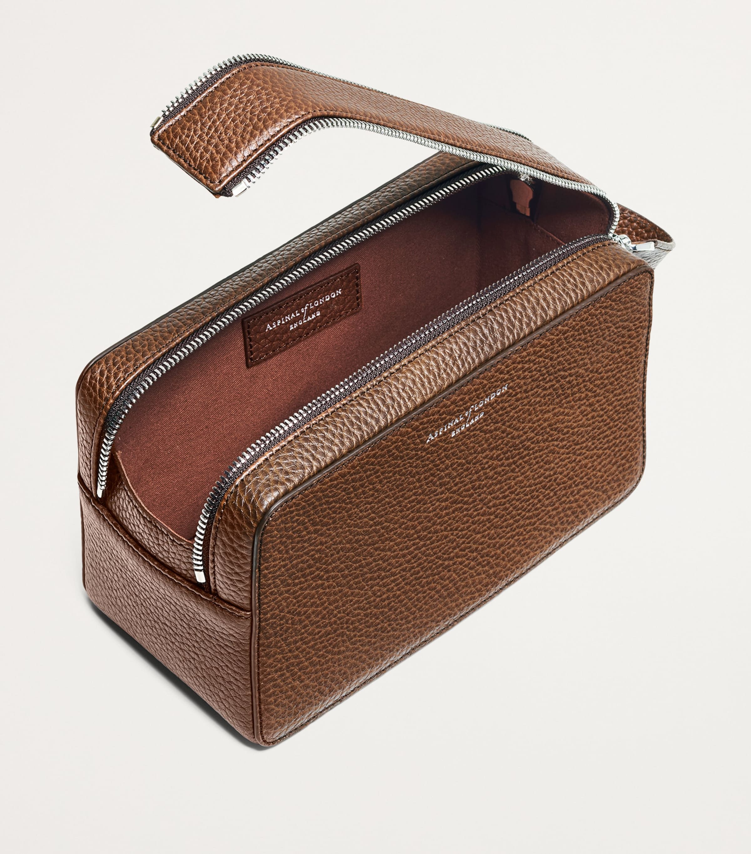 Leather Mount Street Toiletries Bag TOBACCO Image 3