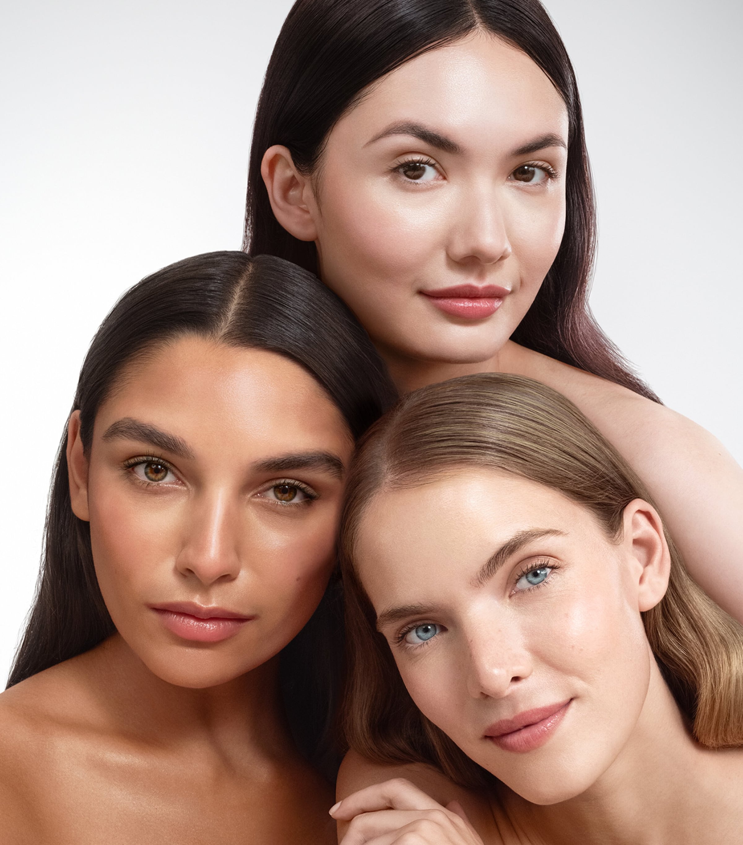 Just Skin Tinted Moisturiser SPF 15 ALABASTER Image 5