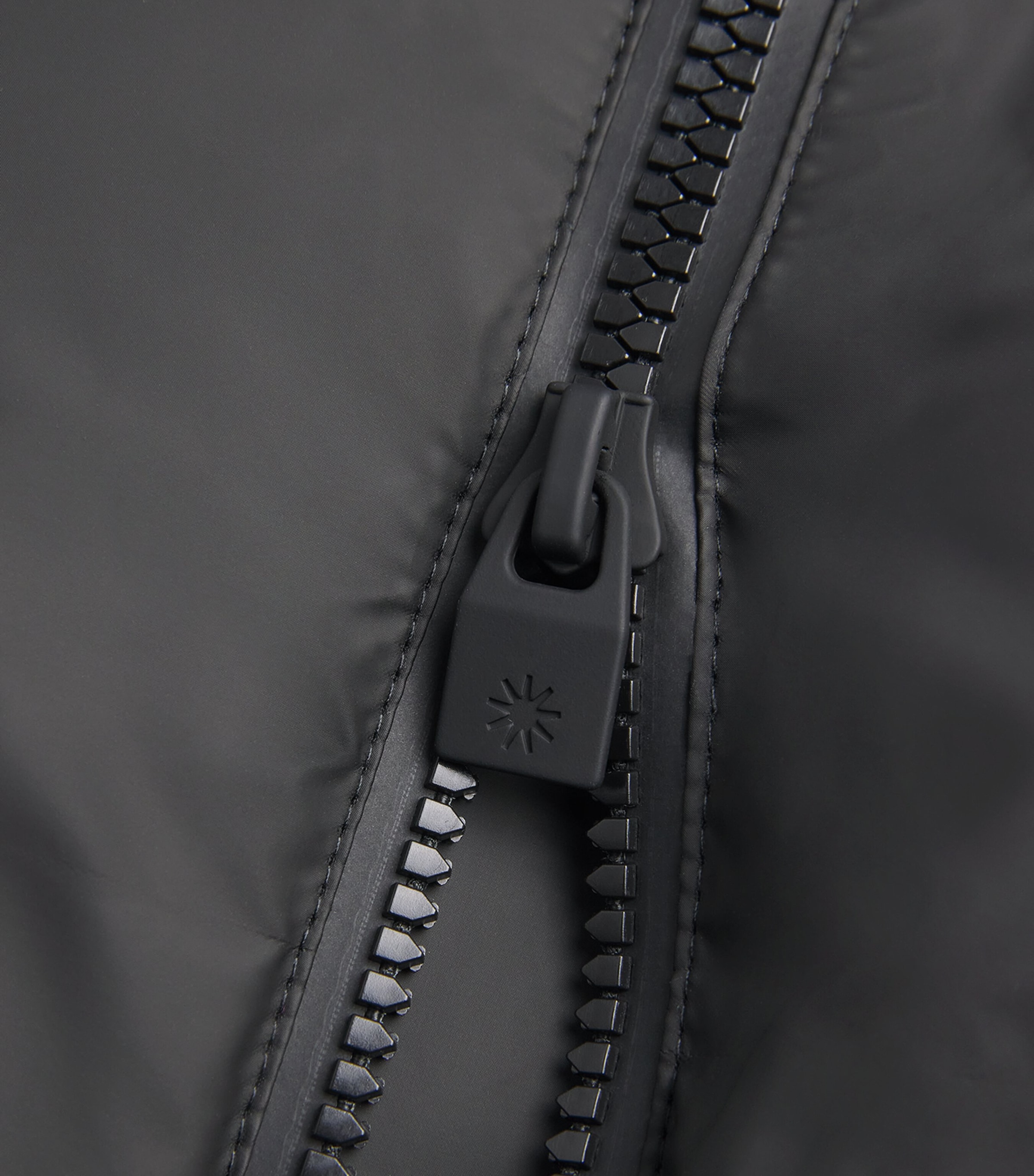 Alta Puffer Jacket 01 BLACK Image 5