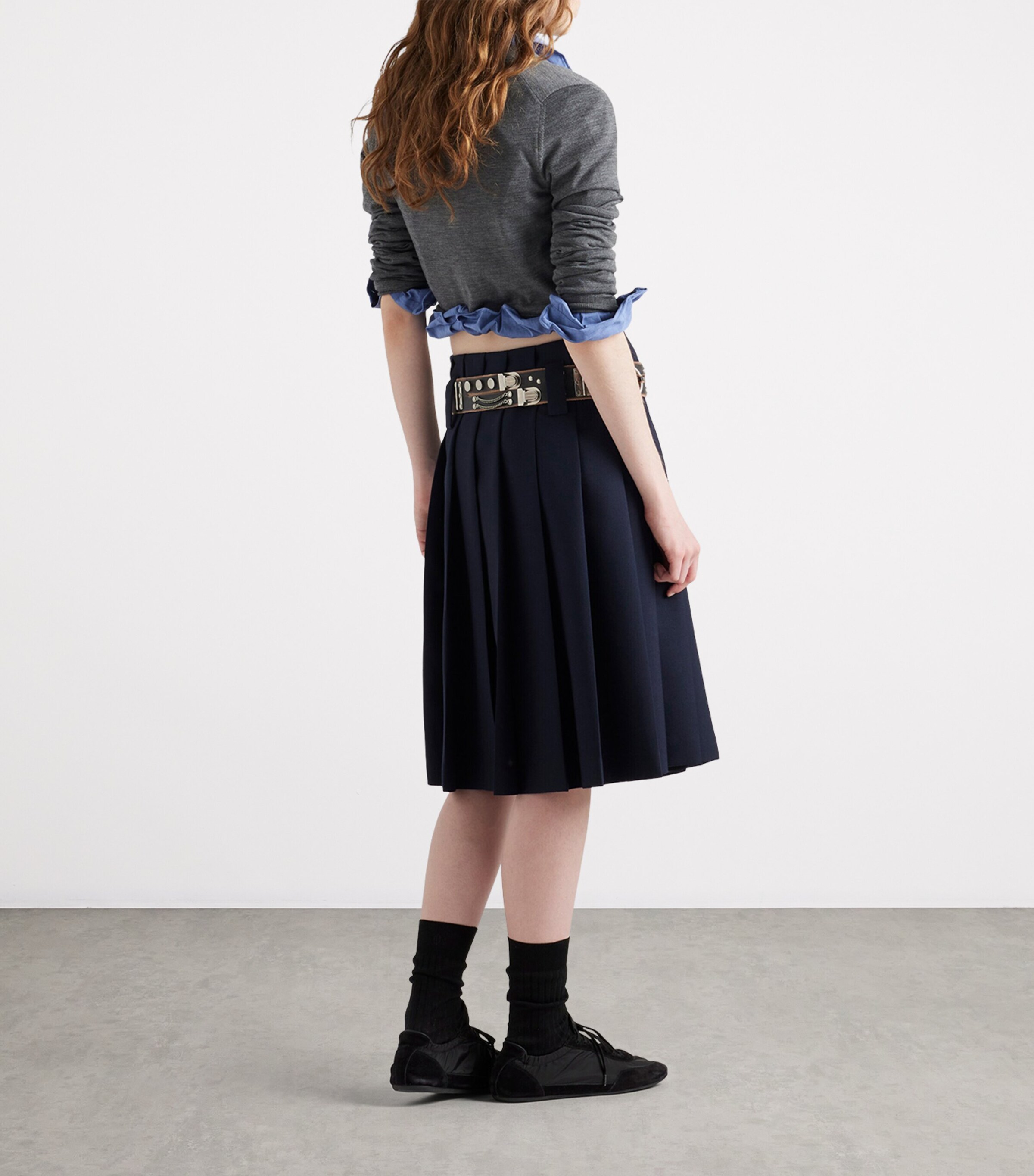 Wool Triangle Cardigan F0480 Image 5