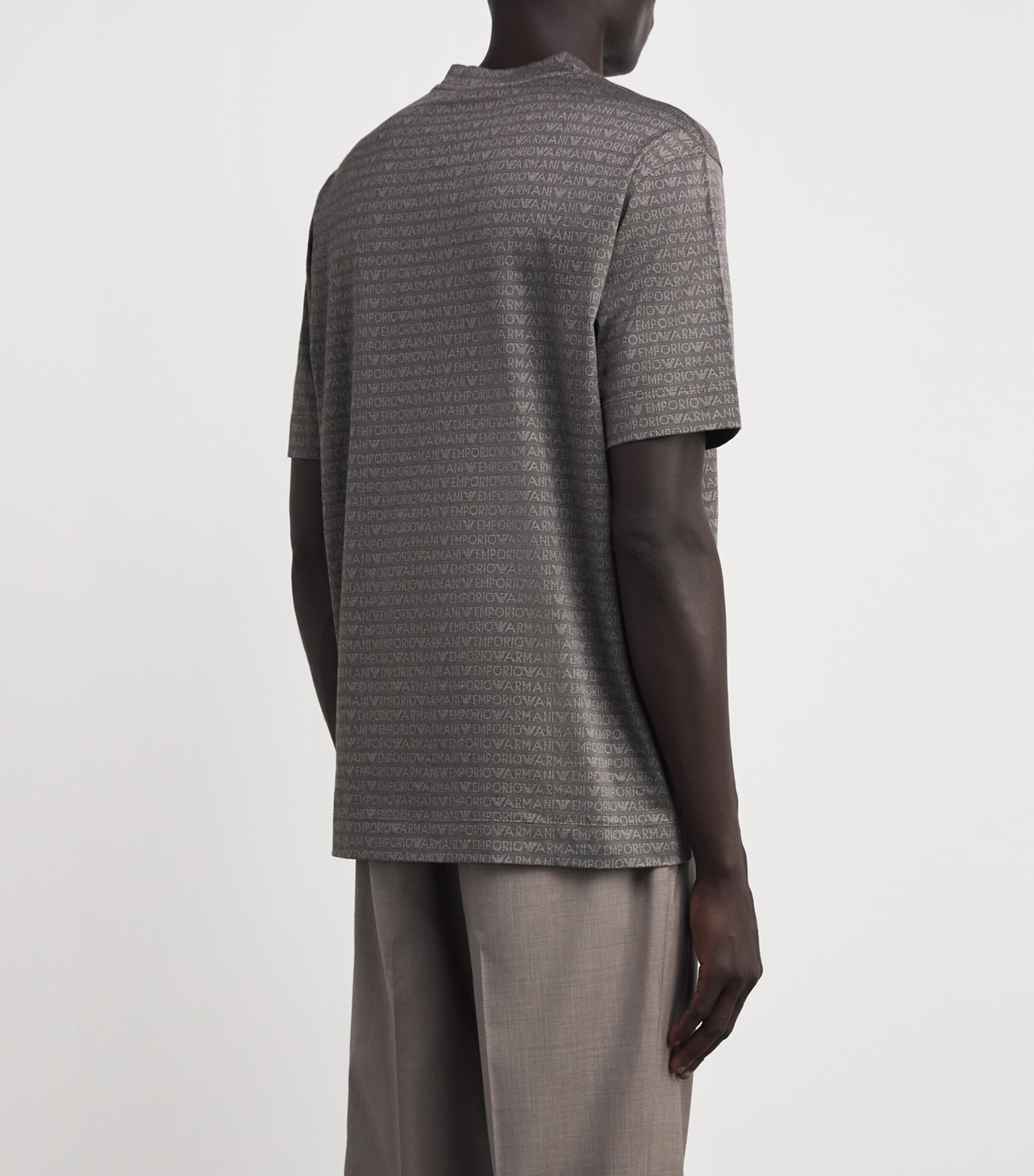 ◆EMPORIO ARMANI ソリッドカラーコットンTシャツ 三越伊勢丹 | GIORGIO ARMANI/ジョルジオ アルマーニ_Men通販
