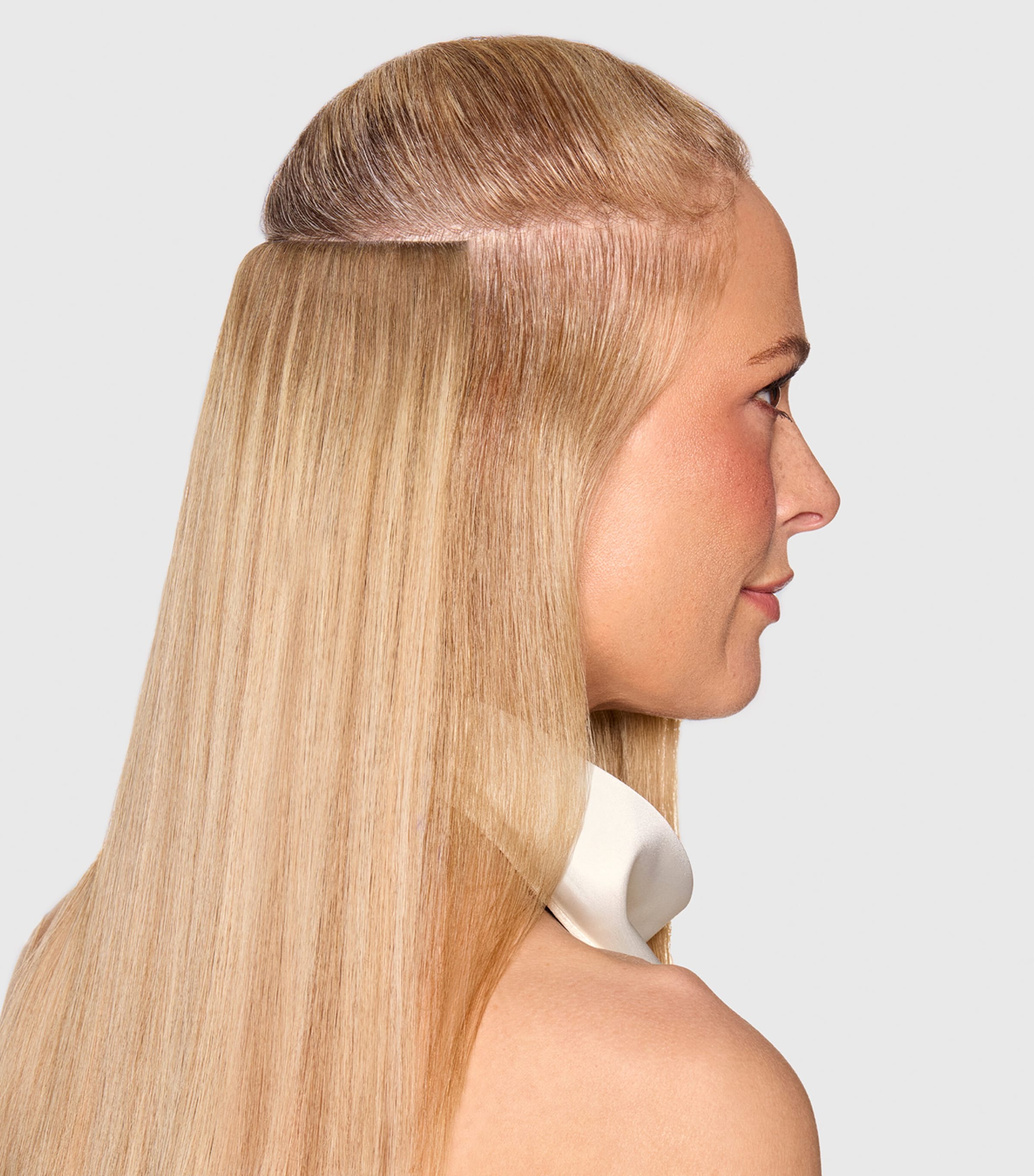 Beauty Works x Huda BARELY THERE Mix & Match Volumiser Clip-In Hair Extensions (18") ICED BLONDE Image 5