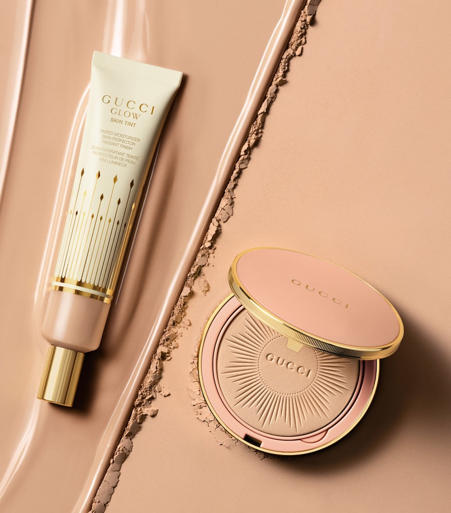 Glow Skin Tint 22 FAIR MEDIUM Image 6