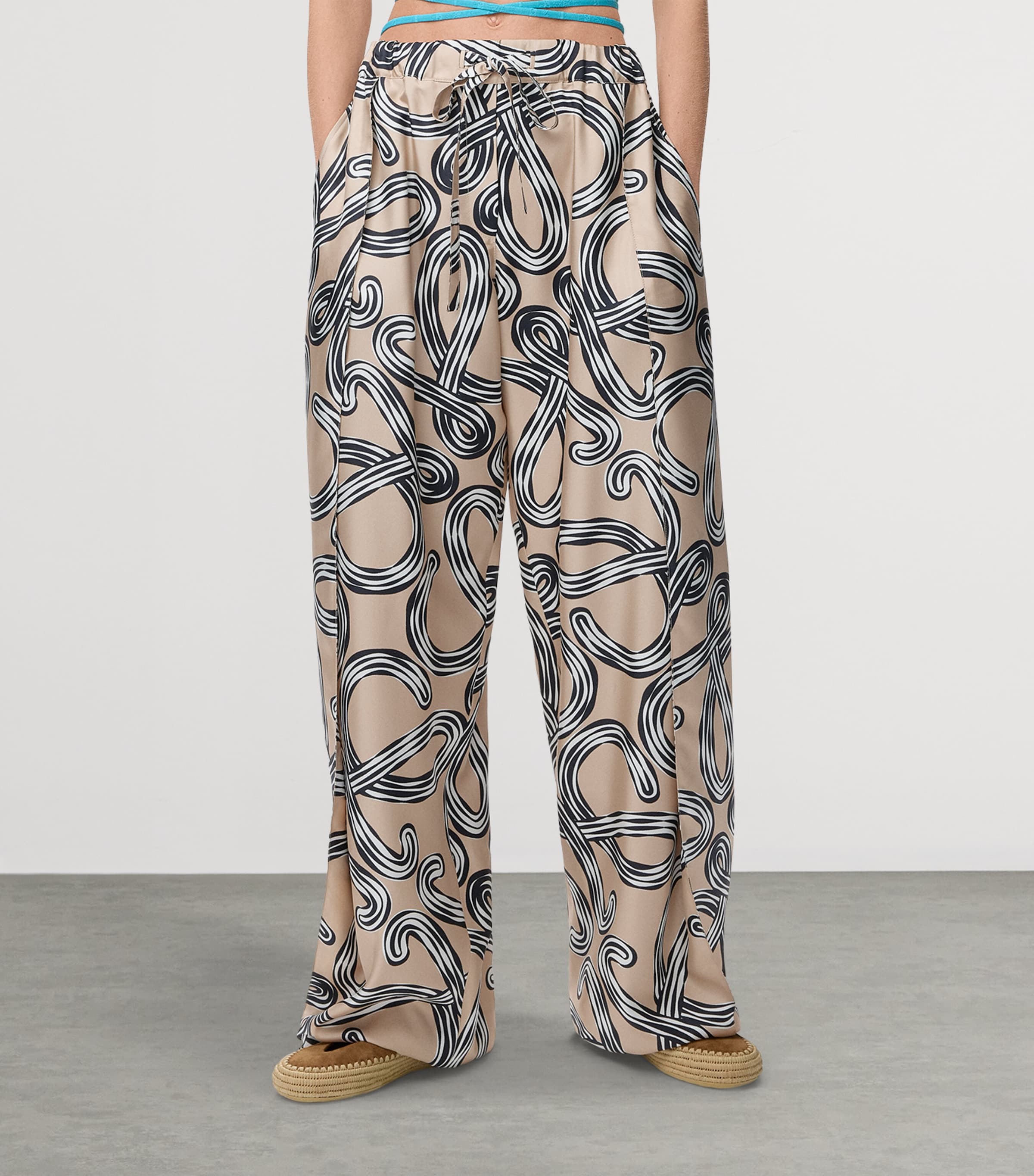 LOEWE Womens x Paula’s Ibiza Silk Drawstring Trousers Beige/black Image 3