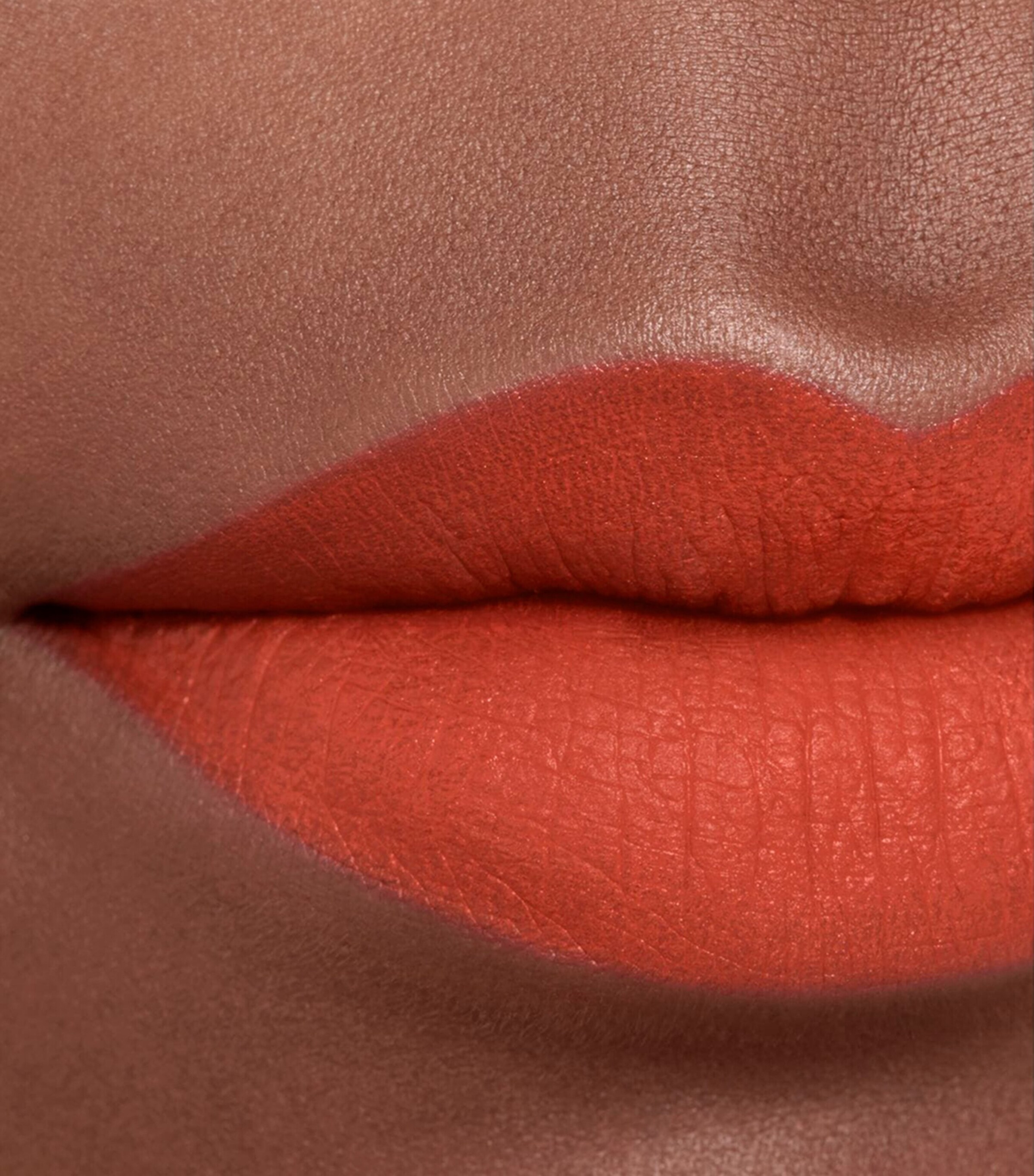 ROUGE ALLURE Liquid Velvet Lipstick BOULEVERSANTE Image 4