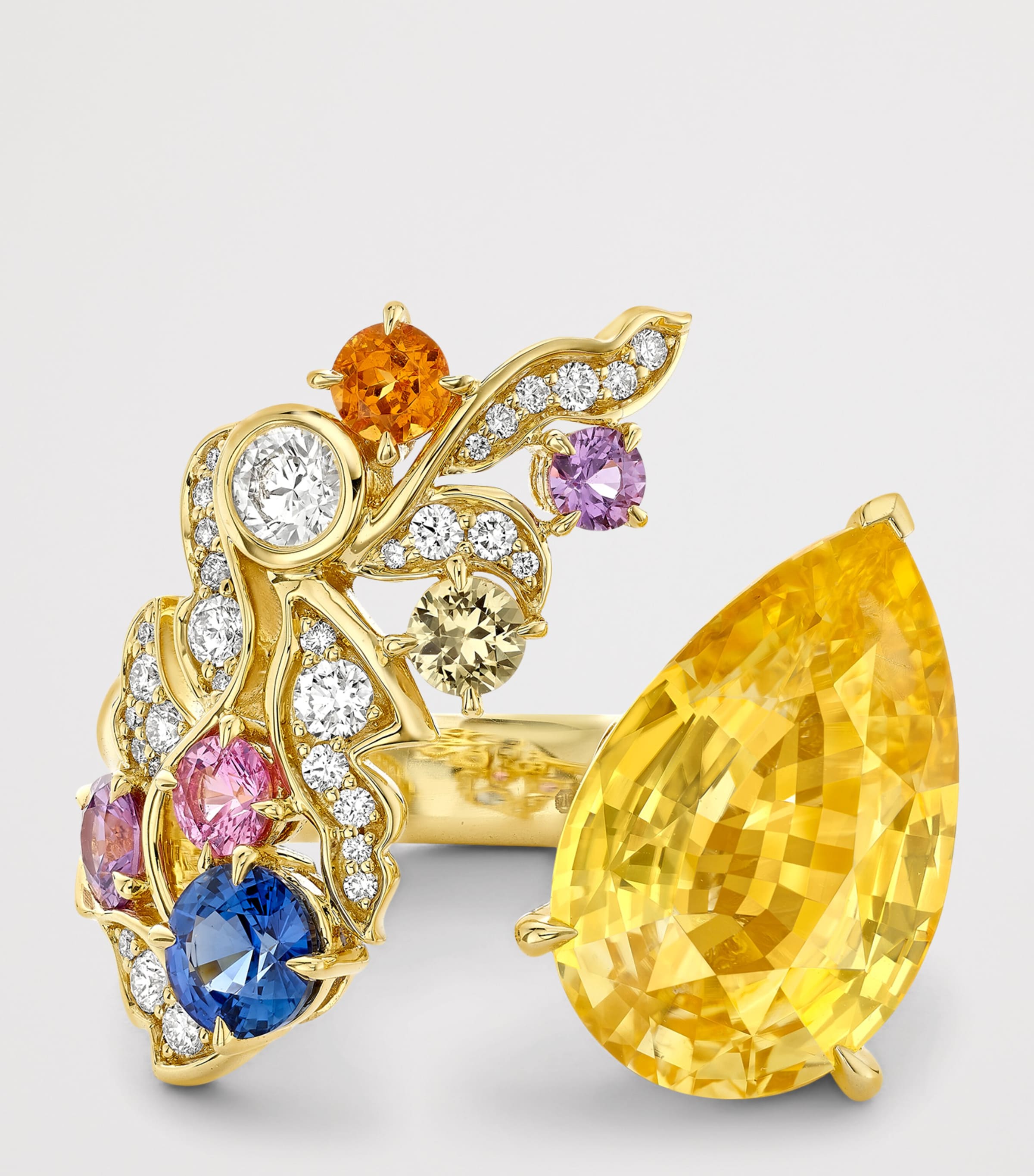 Boodles Yellow Gold, Diamond and Gemstone The Palace Collection Queen Anne's Mural Ring Yellow Image 3