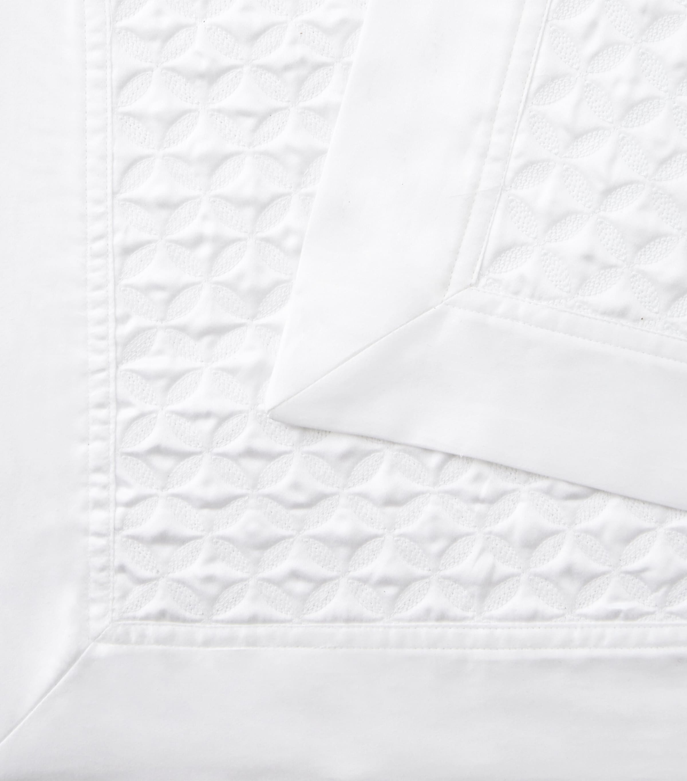 Yves Delorme Couture Cotton Adagio Super King Bedspread (280cm x 250cm) Blanc Image 3