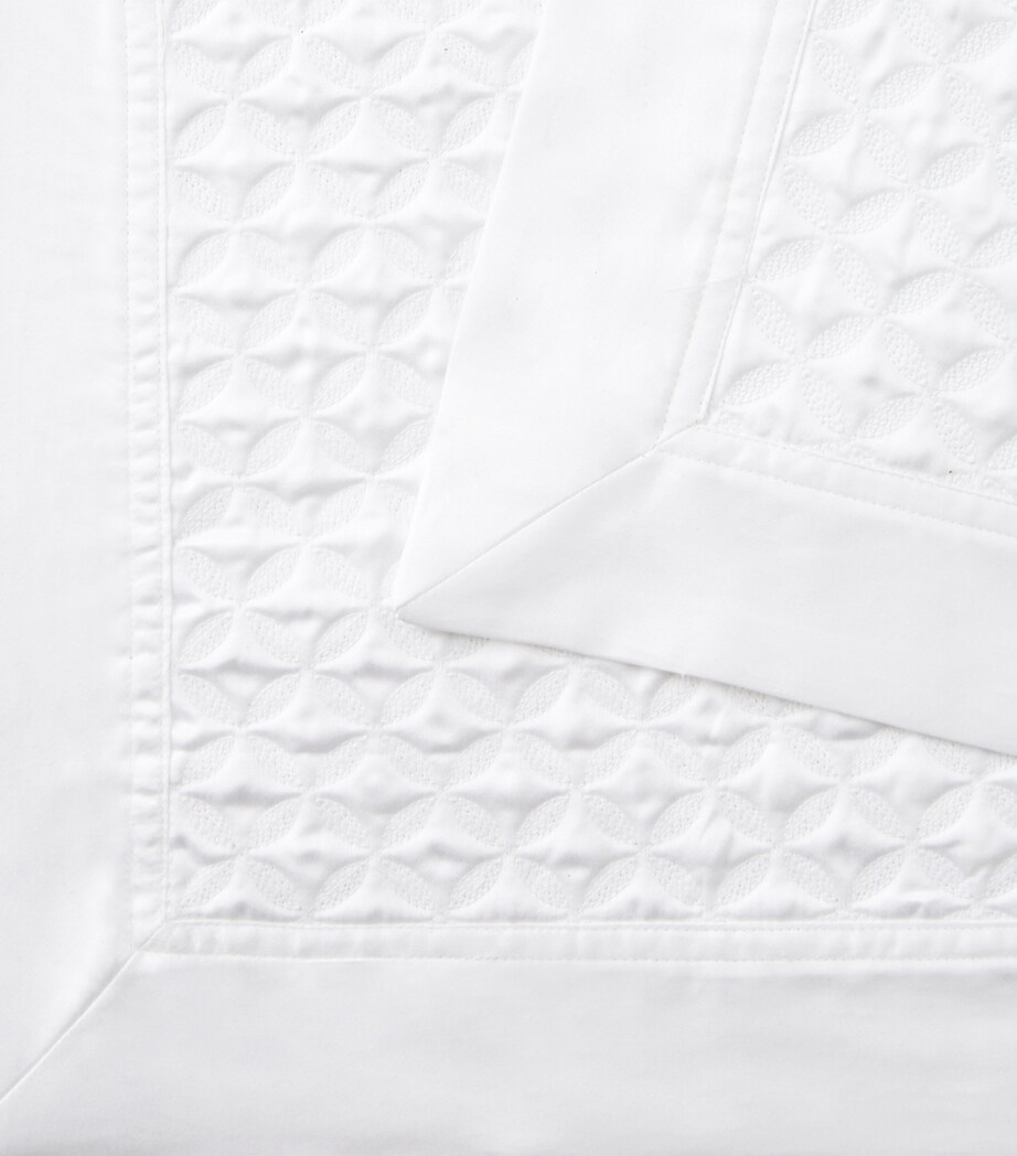 Yves Delorme Couture Cotton Adagio Super King Bedspread (280cm x 250cm) Blanc Image 3