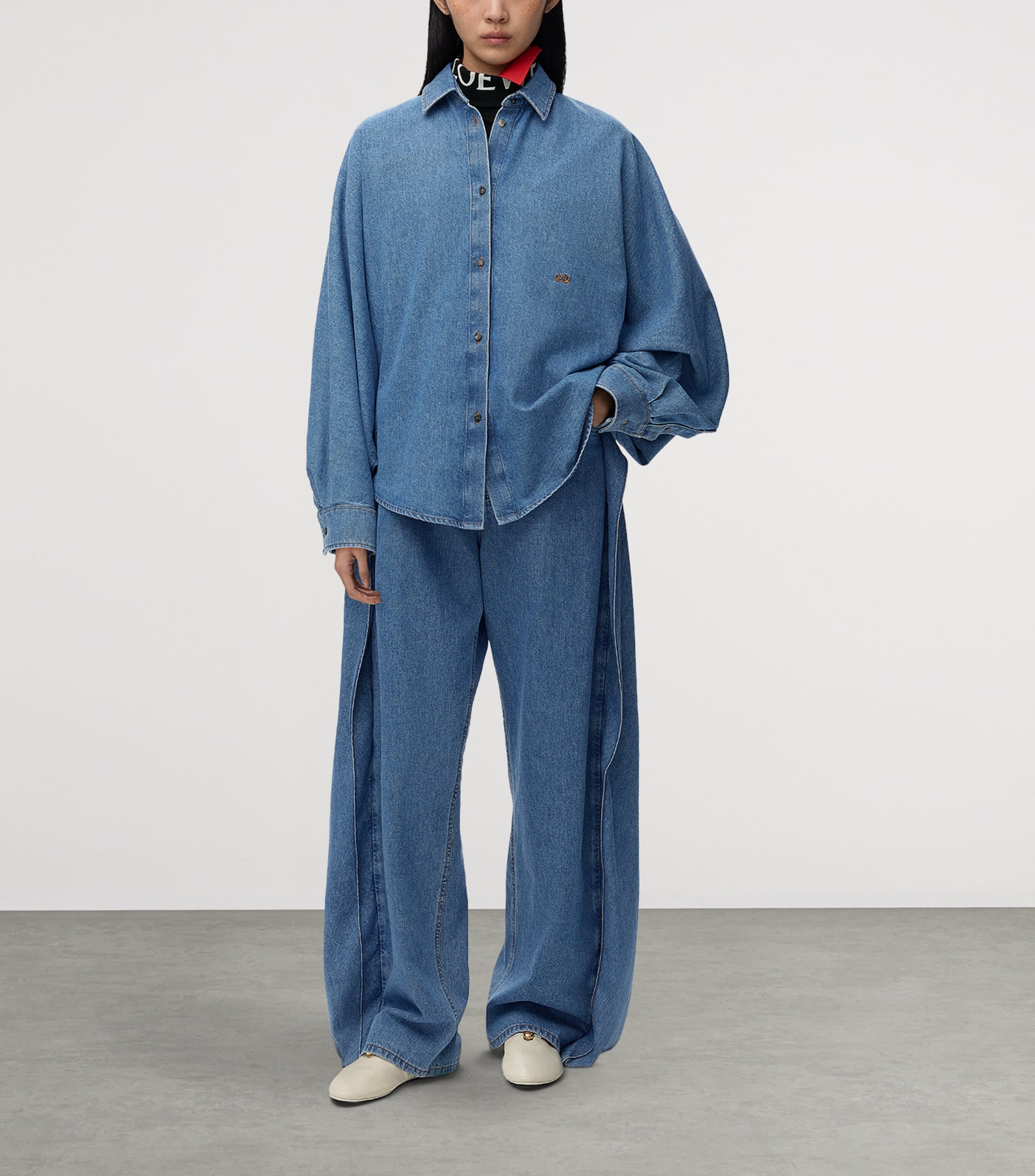 LOEWE Womens Oversized Denim Shirt Light Blue Image 2