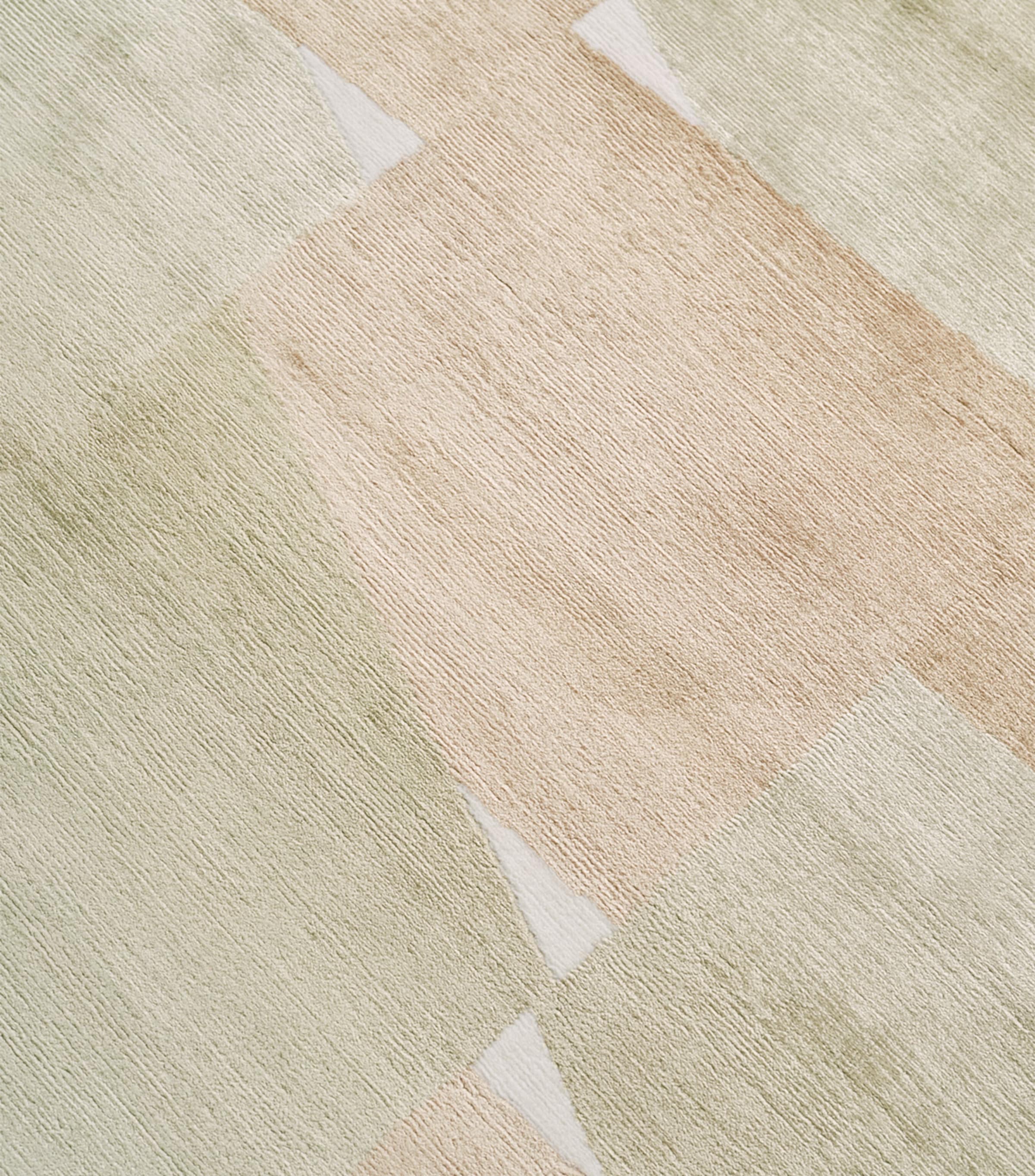 x Kelly Wearstler Crux Auburn Rug (1.83m x 2.74m) GOLD Image 2