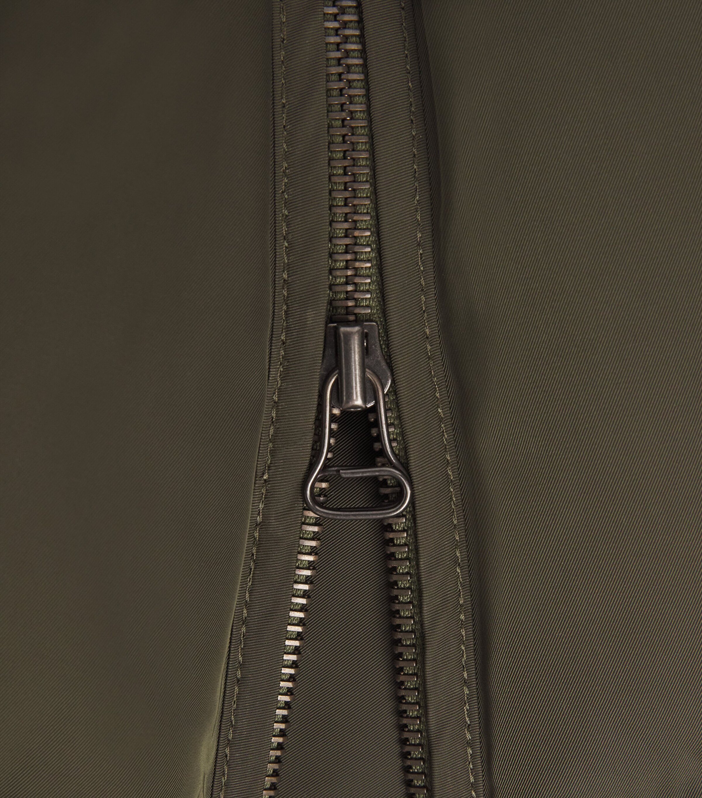 Down-Mink Technical Puffer Jacket (76cm) A0422 Image 5