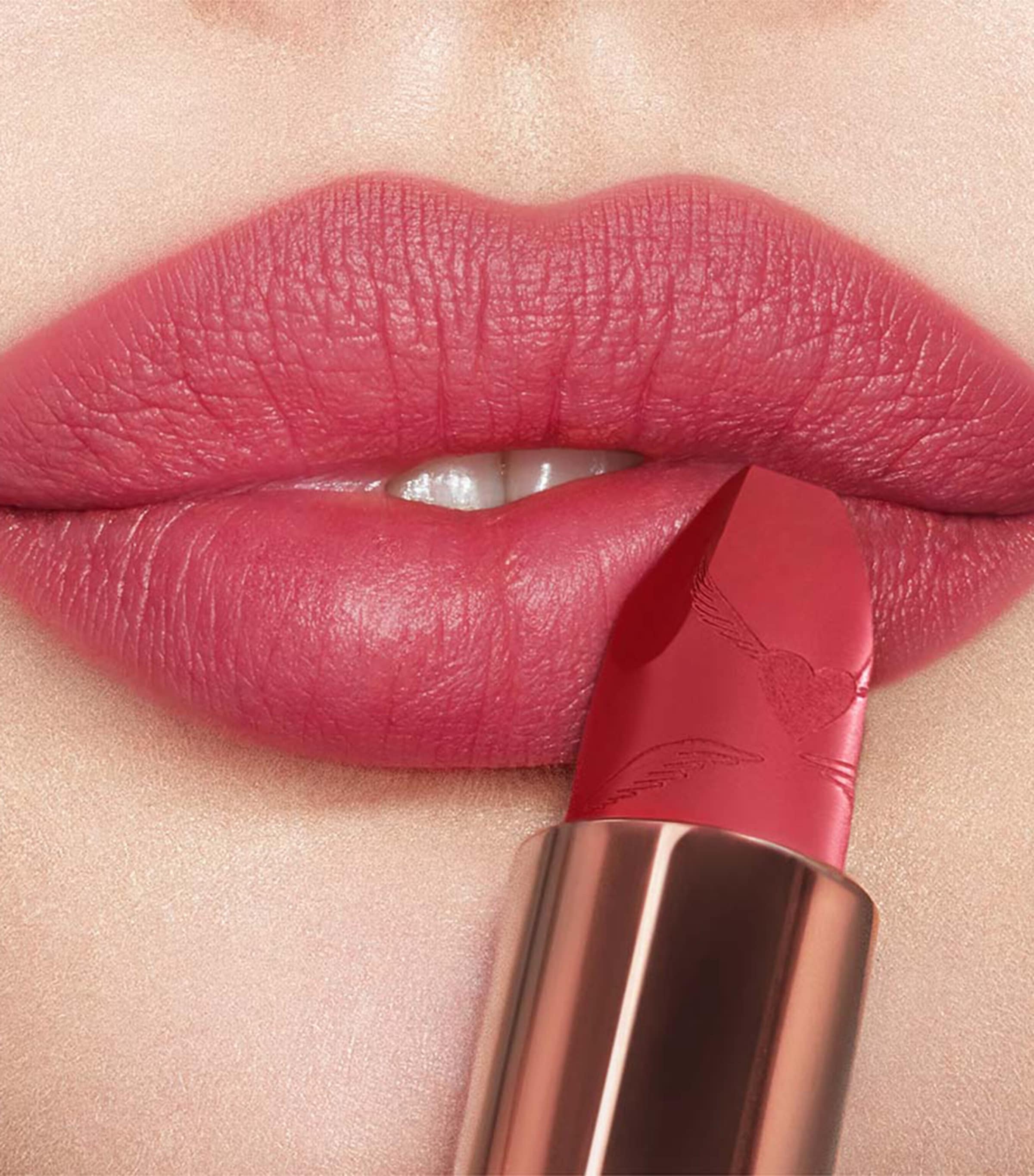 Matte Revolution Lipstick FIRST DANCE Image 2