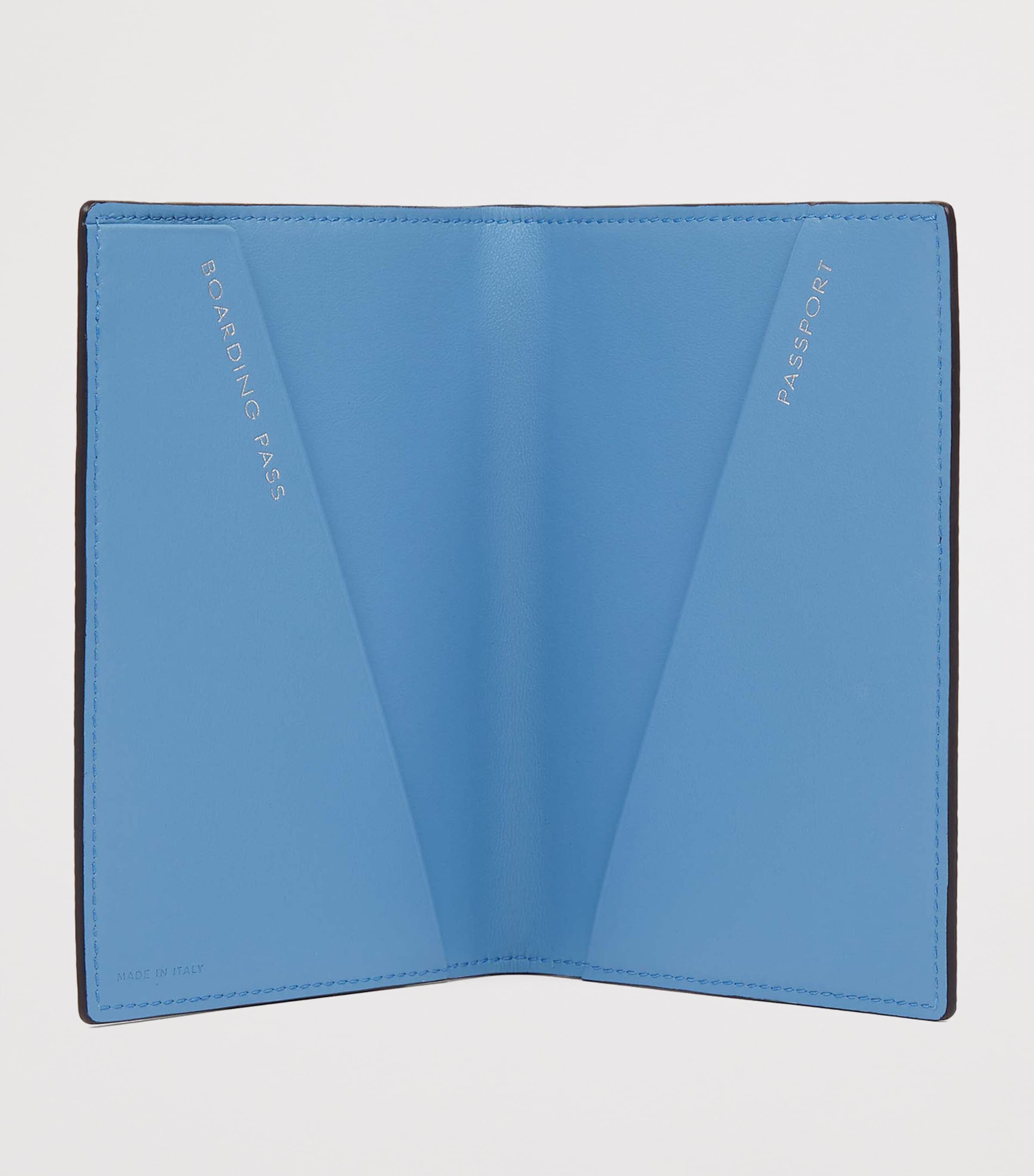 Panama Leather Stars Passport Cover NILE BLUE Image 2