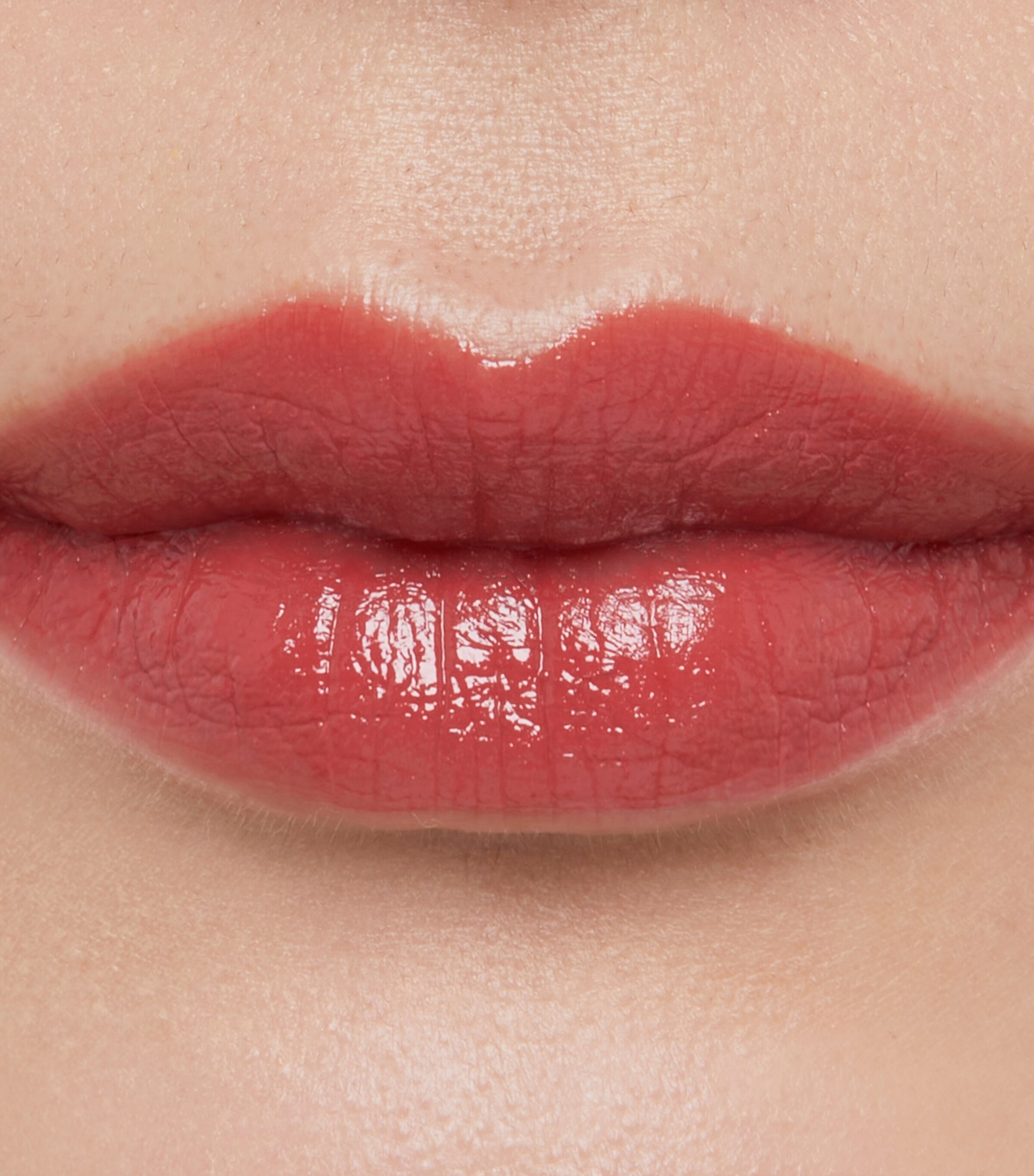 Satin Lipstick WHISPERING ROSEWOOD Image 3