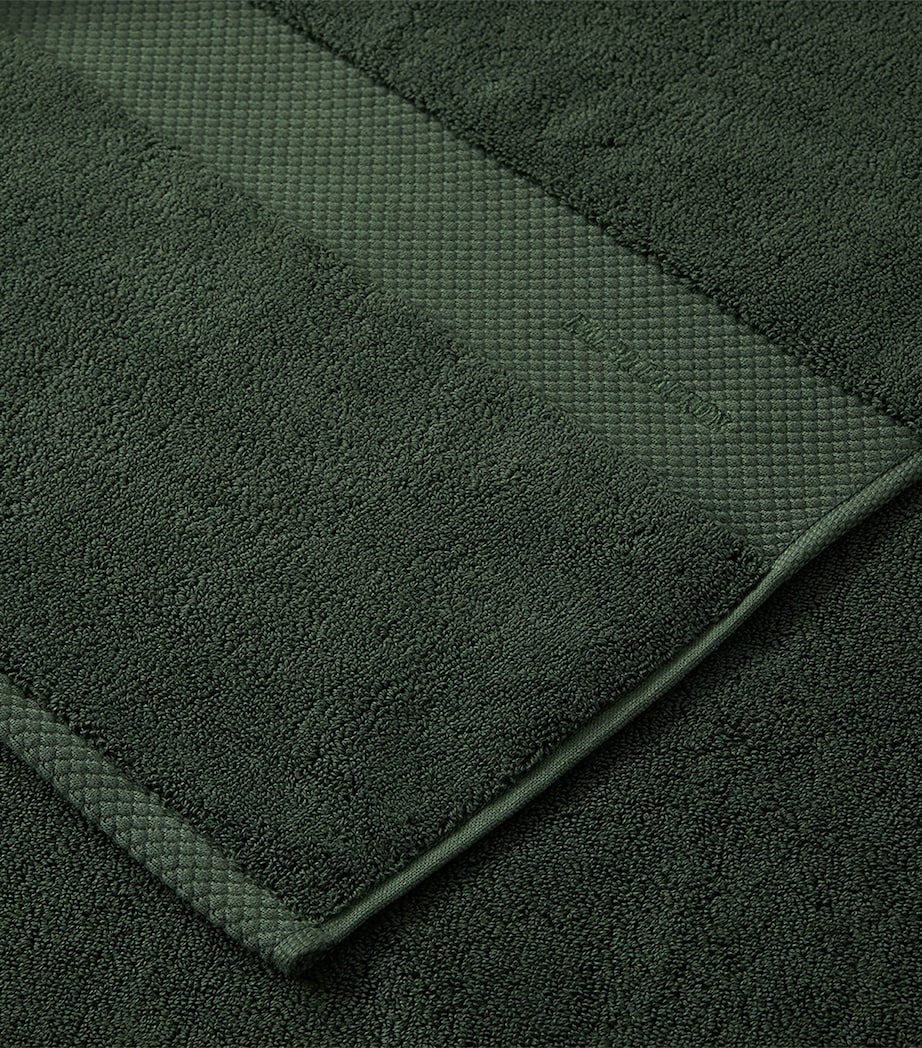 Avenue Hand Towel (50cm x 100cm) PINE Image 4