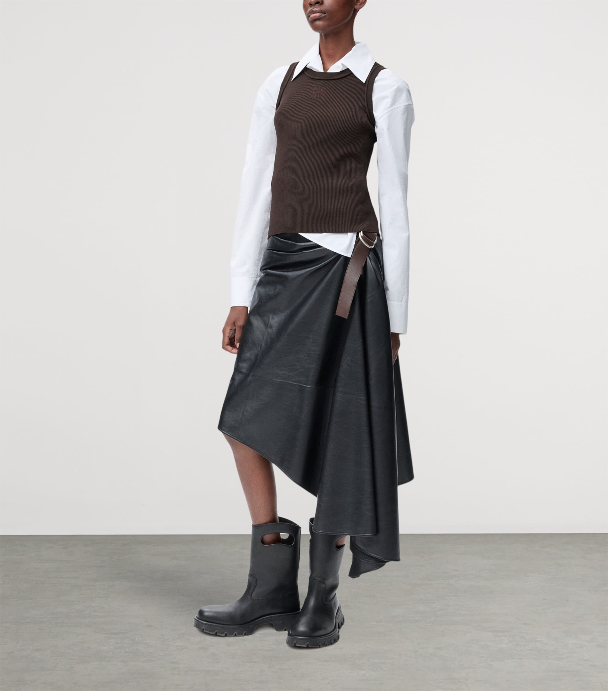 Anagram Tank Top BROWN Image 2