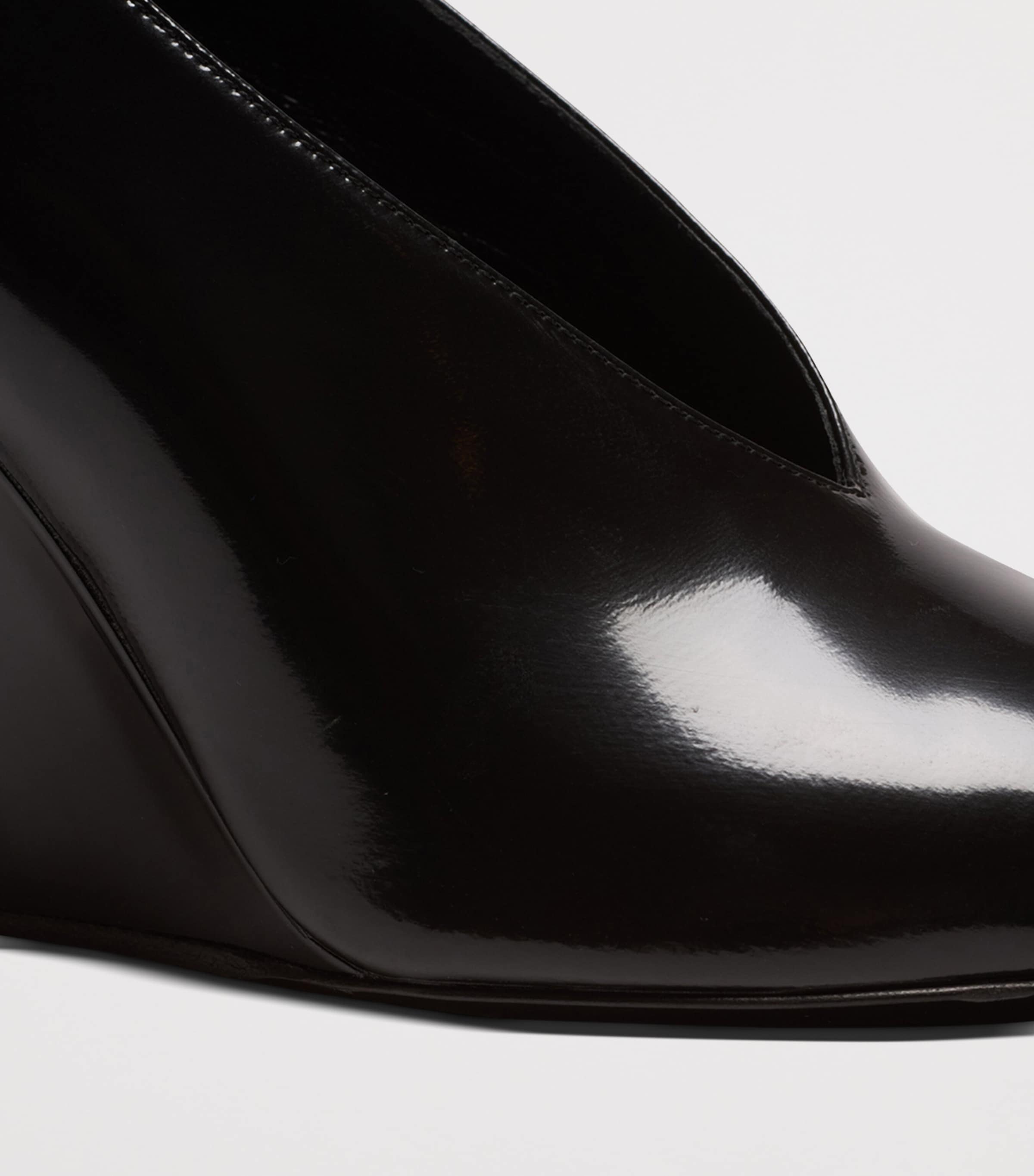 Patent Leather Wedged Pumps 95 0PA NOIR Image 5