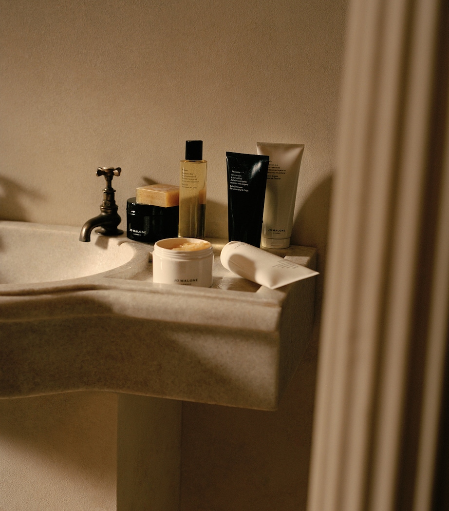 Revitalise Exfoliating Bar Soap (100g) NO COLOUR Image 4